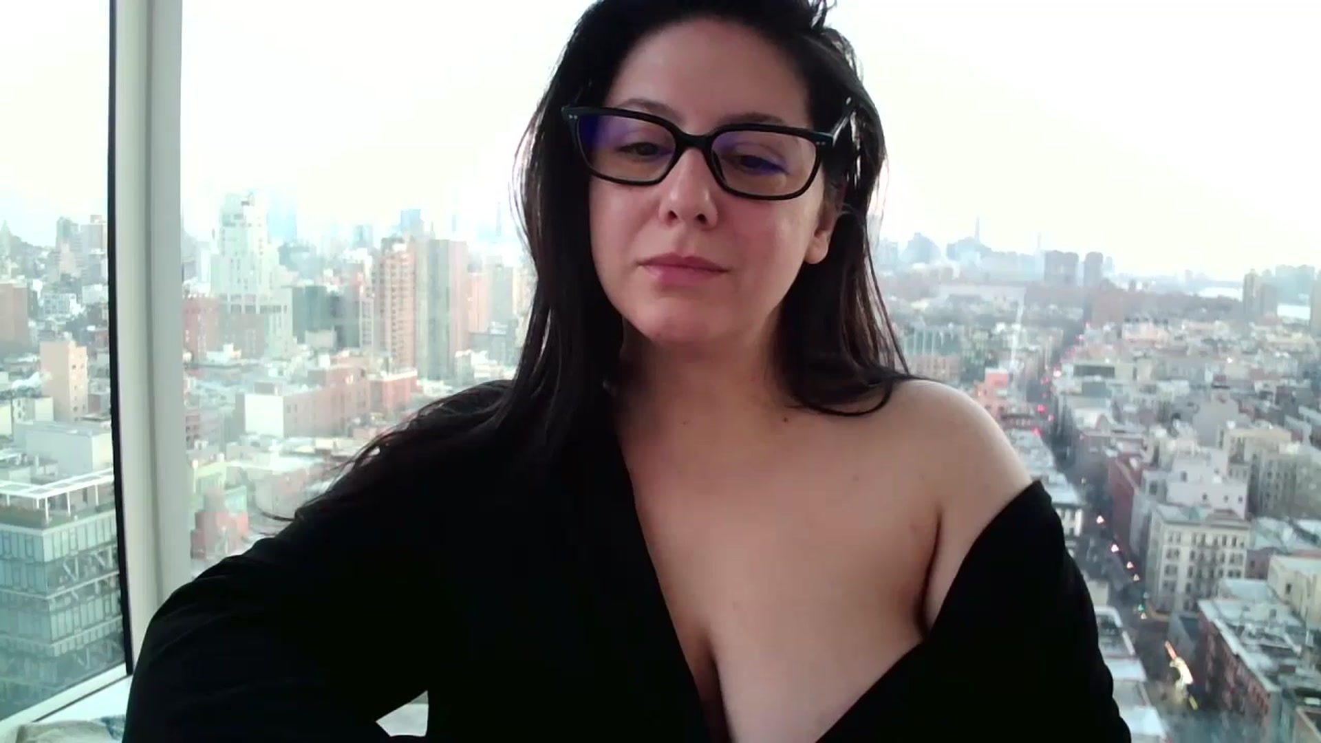 Gallery image thumbnail from SILKYWOMAN's myfreecams stream on, 01/13/2025, 13:48 image 5 of 20