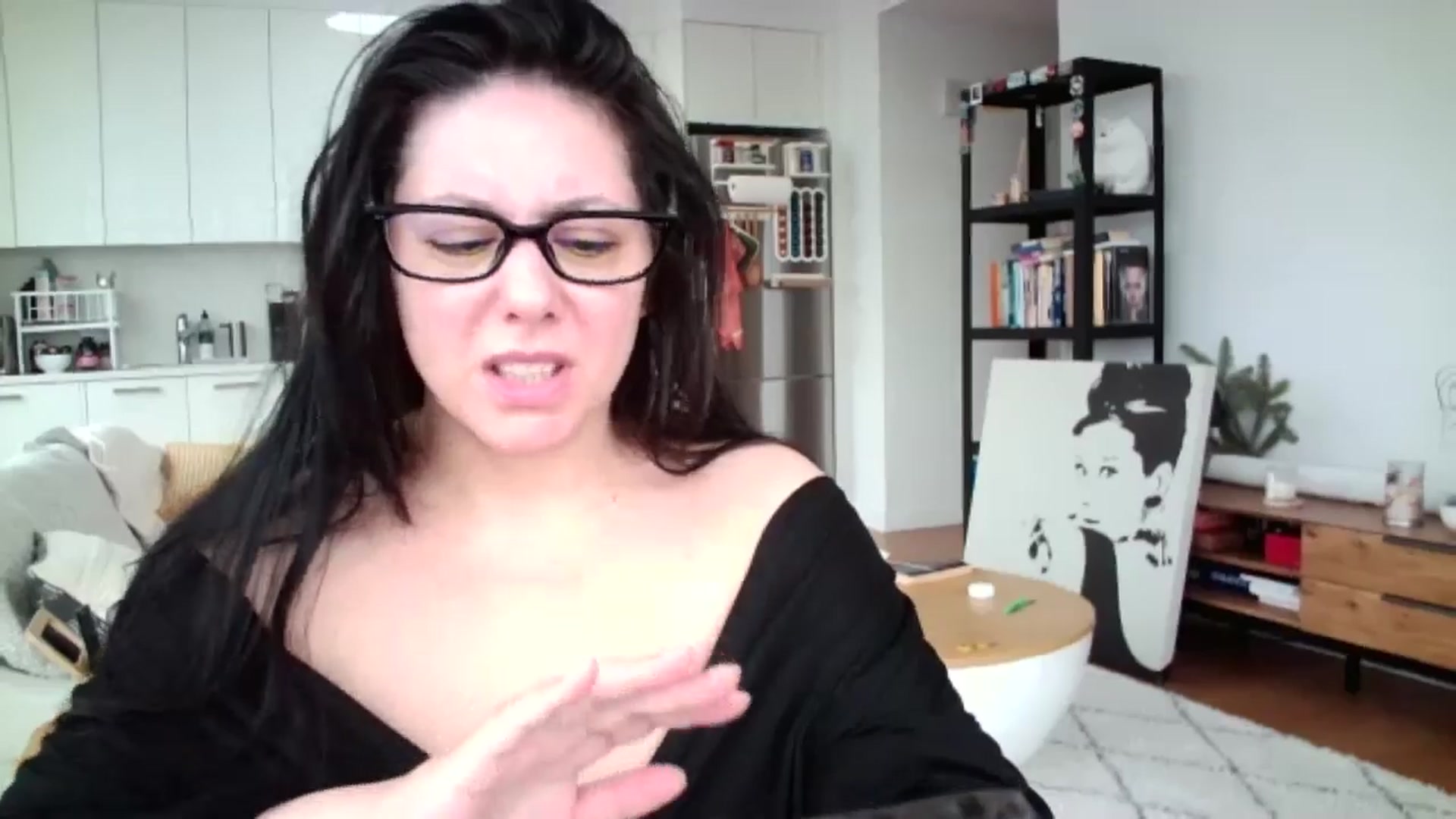 Gallery image thumbnail from SILKYWOMAN's myfreecams stream on, 01/13/2025, 14:52 image 14 of 20