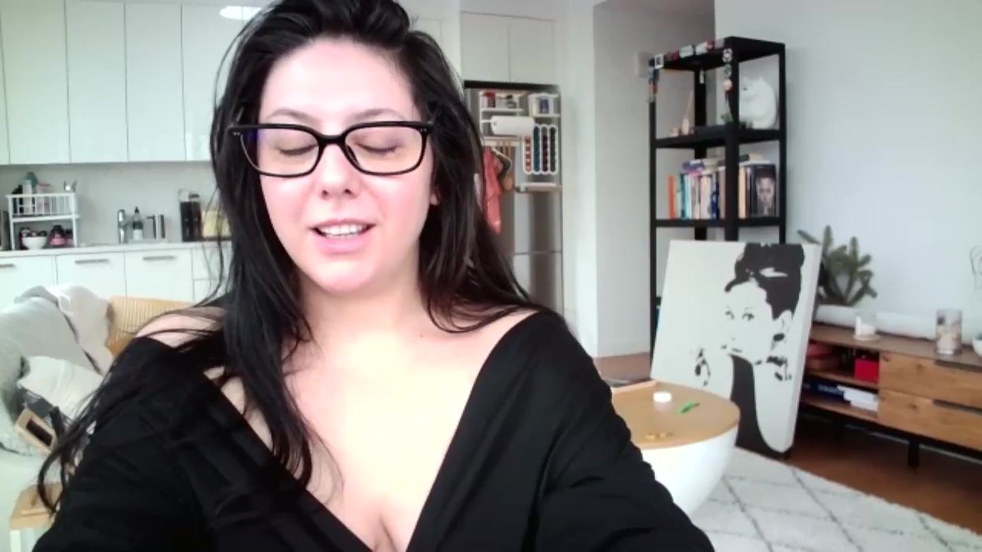 Gallery image thumbnail from SILKYWOMAN's myfreecams stream on, 01/13/2025, 14:52 image 15 of 20