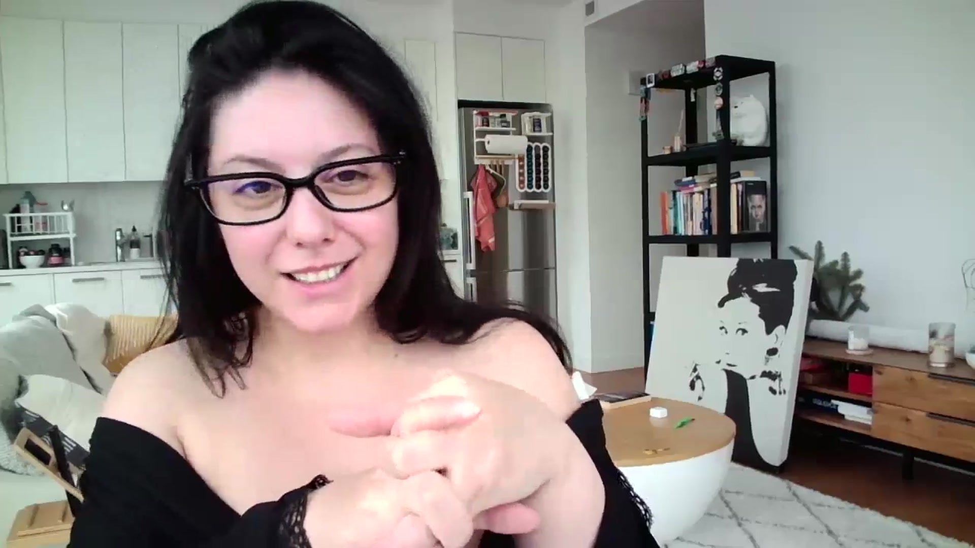 Gallery image thumbnail from SILKYWOMAN's myfreecams stream on, 01/13/2025, 15:28 image 4 of 20