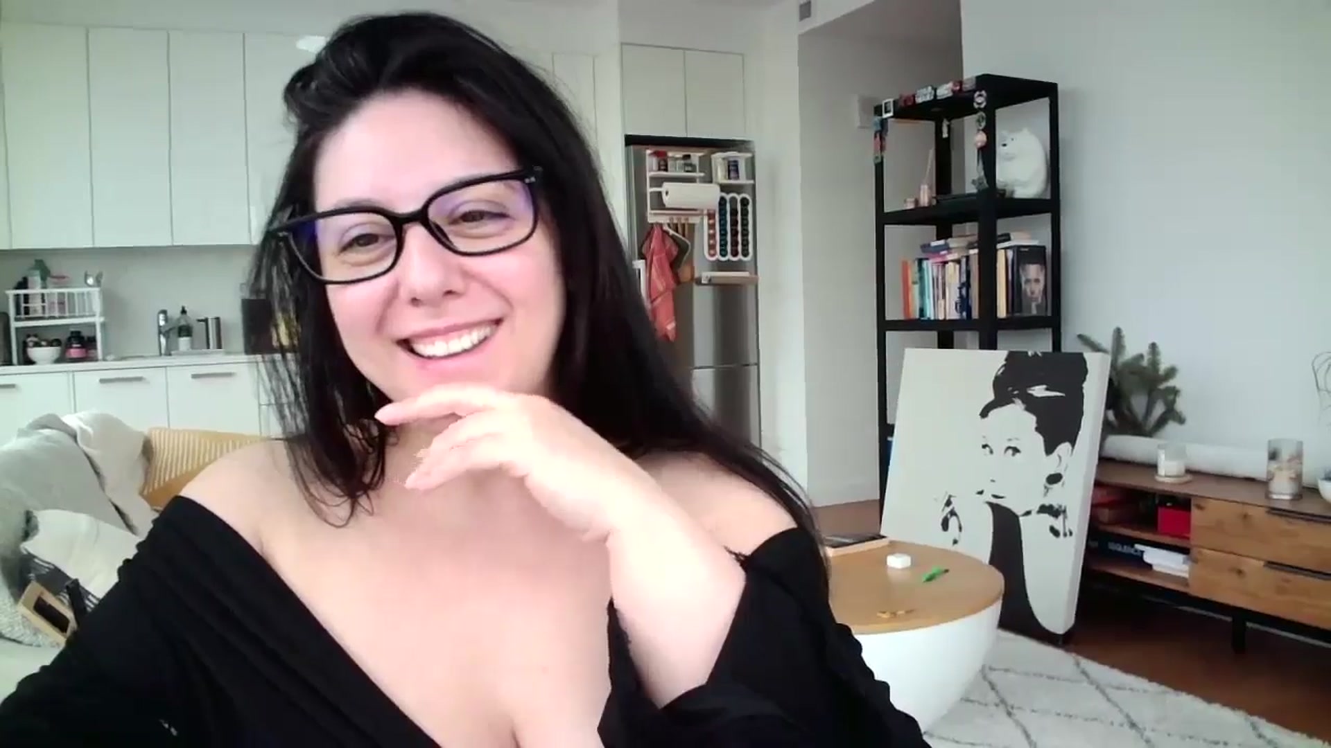 Gallery image thumbnail from SILKYWOMAN's myfreecams stream on, 01/13/2025, 15:28 image 5 of 20