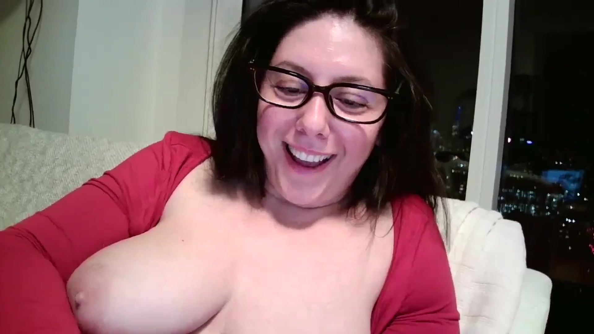 Gallery image thumbnail from SILKYWOMAN's myfreecams stream on, 01/15/2025, 24:09 image 12 of 20
