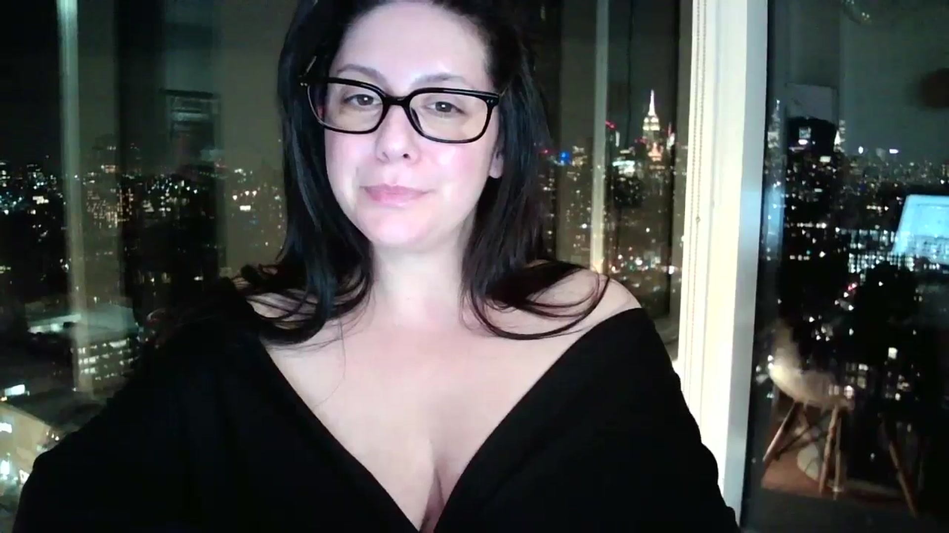 Gallery image thumbnail from SILKYWOMAN's myfreecams stream on, 01/17/2025, 23:31 image 20 of 20