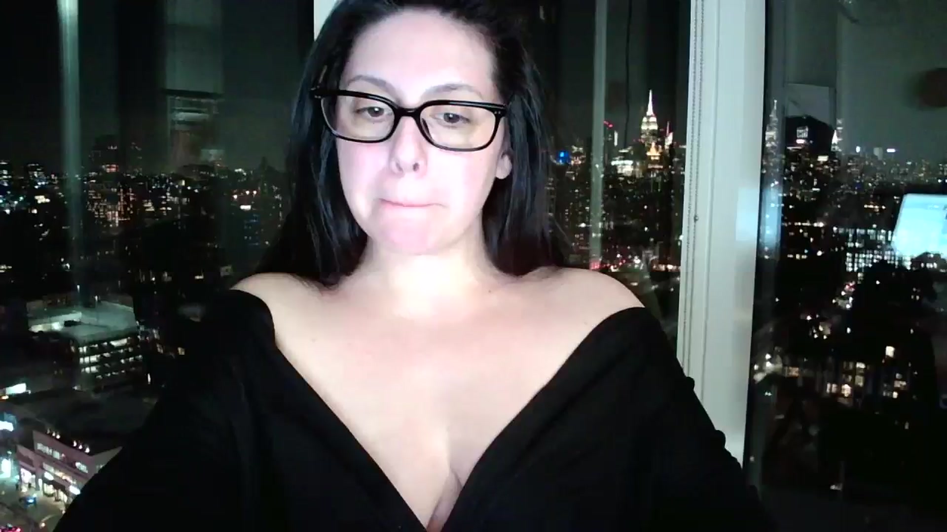 Gallery image thumbnail from SILKYWOMAN's myfreecams stream on, 01/18/2025, 24:00 image 1 of 20