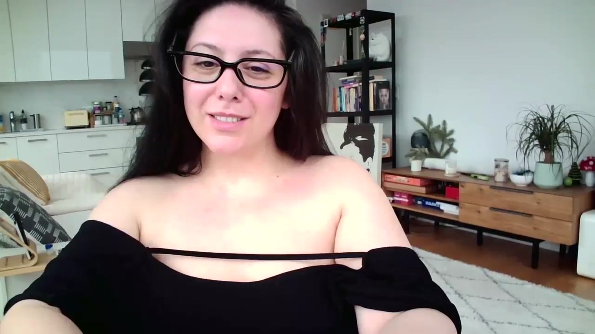 Gallery image thumbnail from SILKYWOMAN's myfreecams stream on, 01/18/2025, 15:35 image 19 of 20