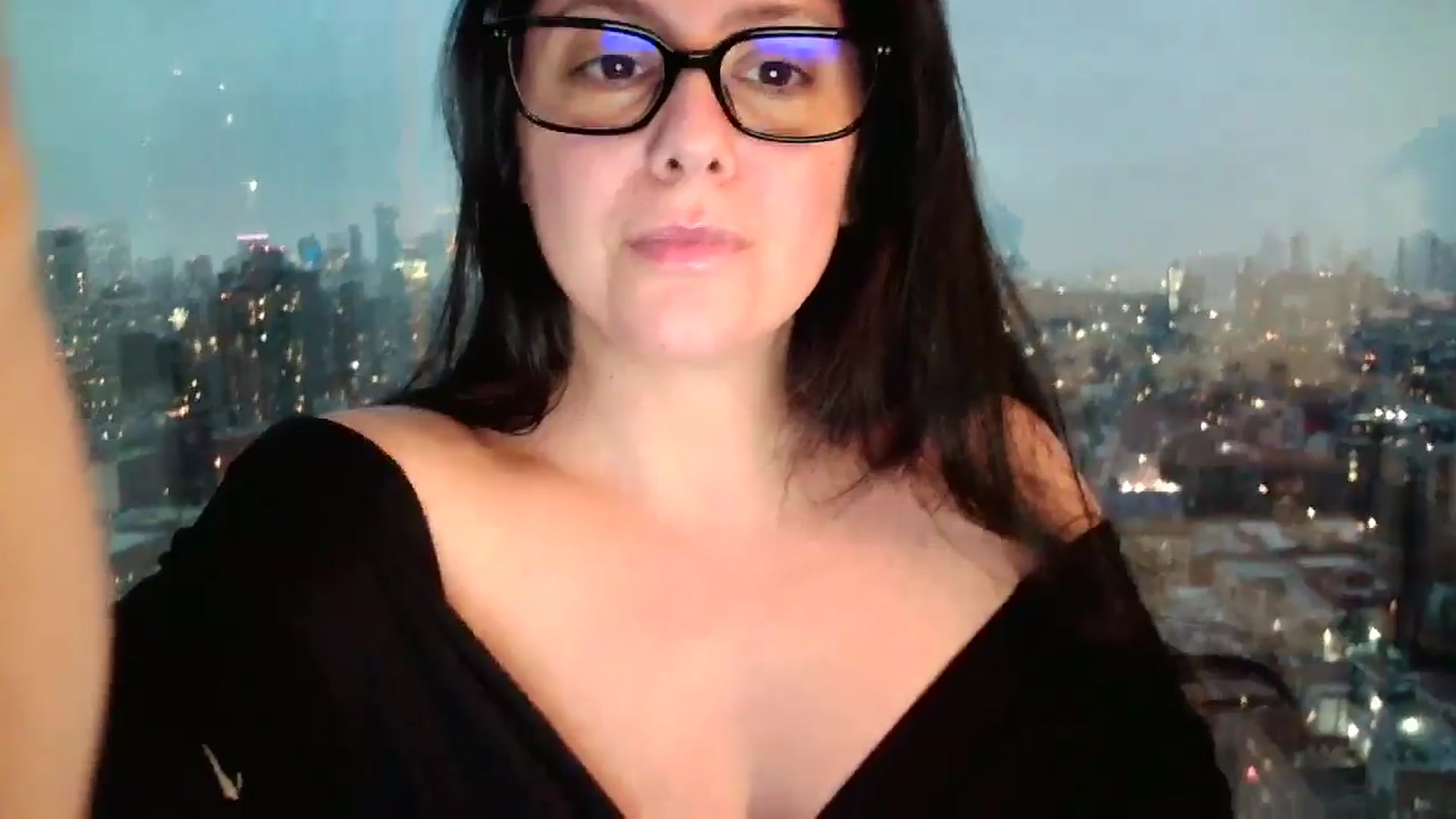 Gallery image thumbnail from SILKYWOMAN's myfreecams stream on, 01/18/2025, 22:16 image 14 of 20