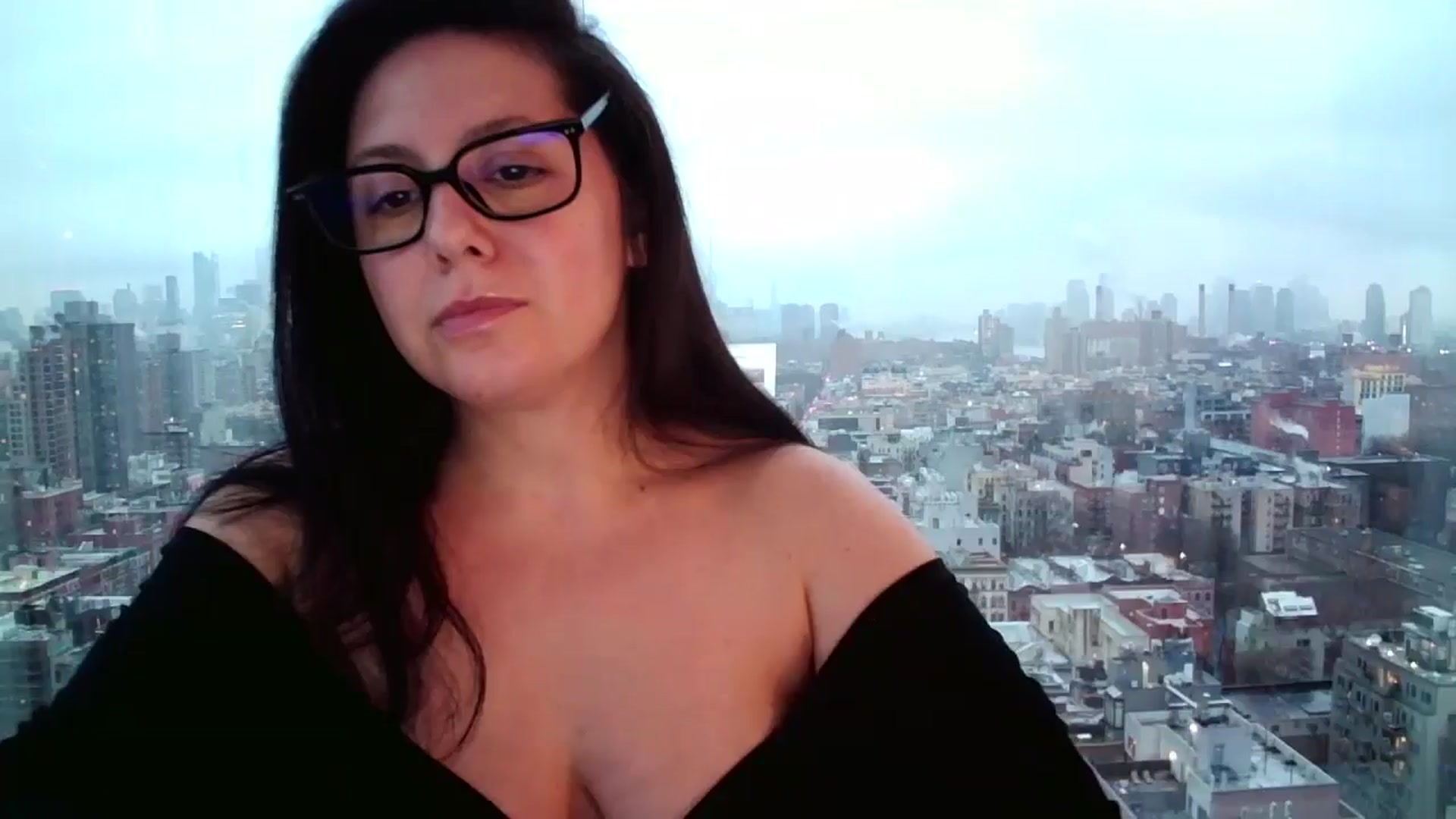 Gallery image thumbnail from SILKYWOMAN's myfreecams stream on, 01/18/2025, 22:16 image 1 of 20