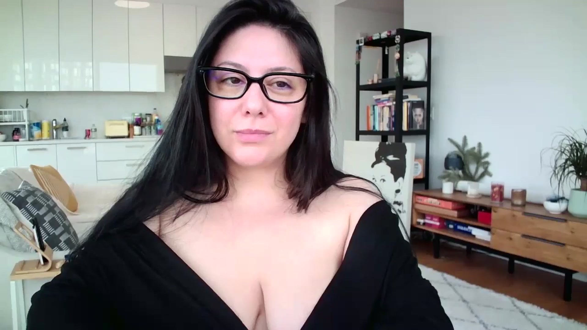 Gallery image thumbnail from SILKYWOMAN's myfreecams stream on, 01/19/2025, 14:41 image 11 of 20