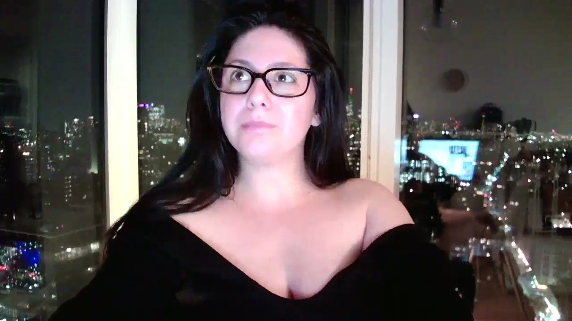 Gallery image thumbnail from SILKYWOMAN's myfreecams stream on, 01/20/2025, 23:10 image 19 of 20