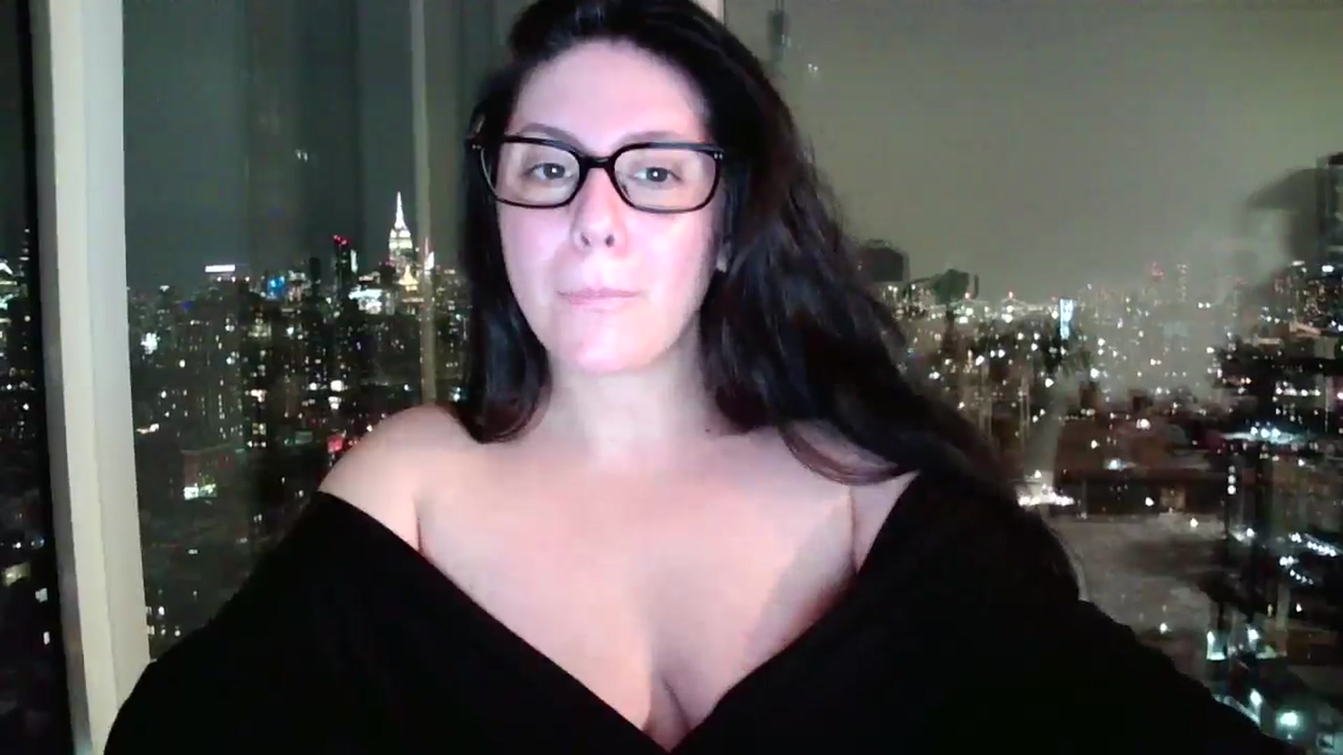 Gallery image thumbnail from SILKYWOMAN's myfreecams stream on, 01/22/2025, 01:19 image 5 of 20