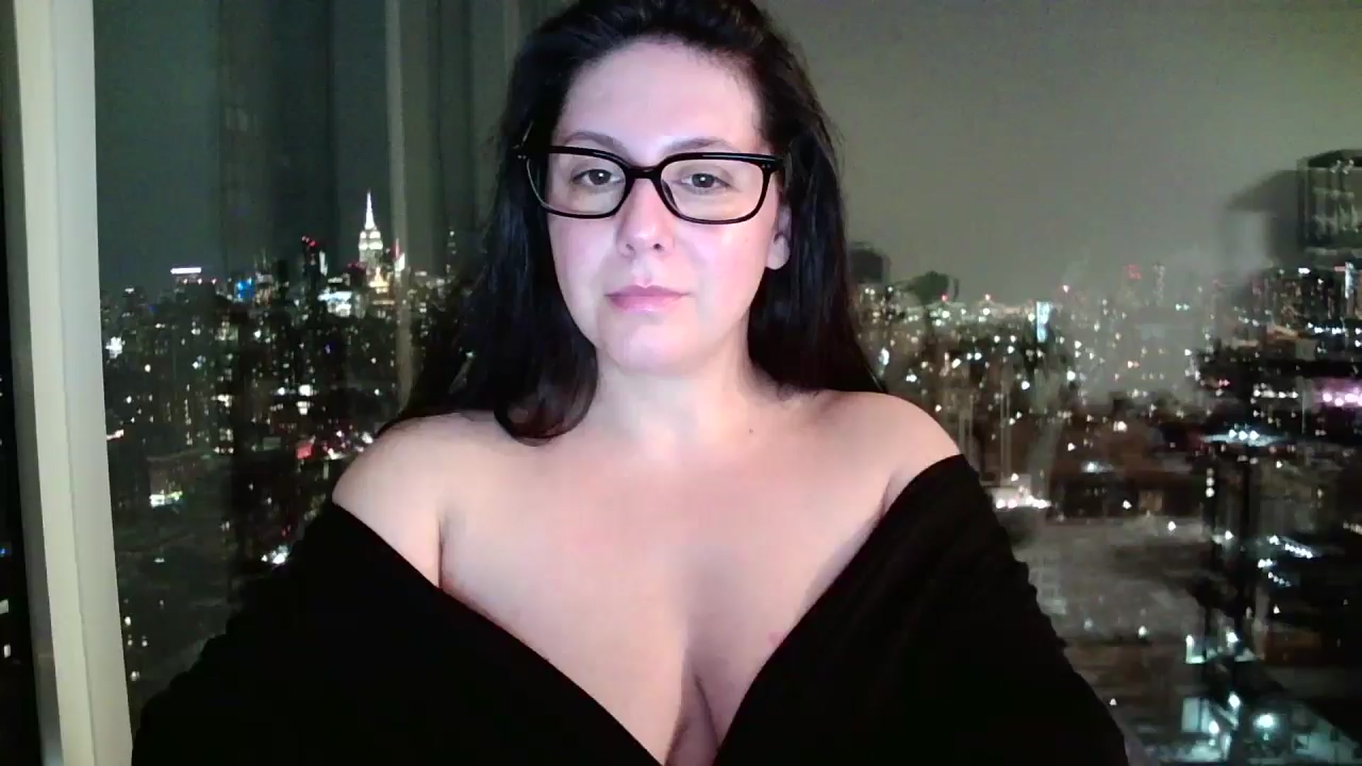 Gallery image thumbnail from SILKYWOMAN's myfreecams stream on, 01/22/2025, 01:19 image 1 of 20