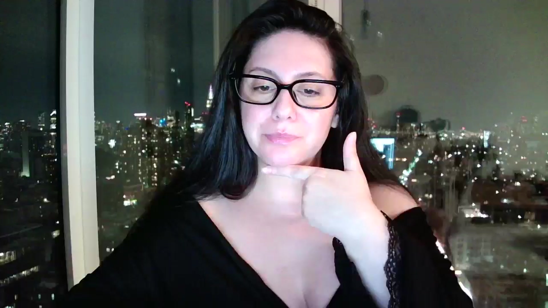 Gallery image thumbnail from SILKYWOMAN's myfreecams stream on, 01/22/2025, 02:50 image 3 of 20