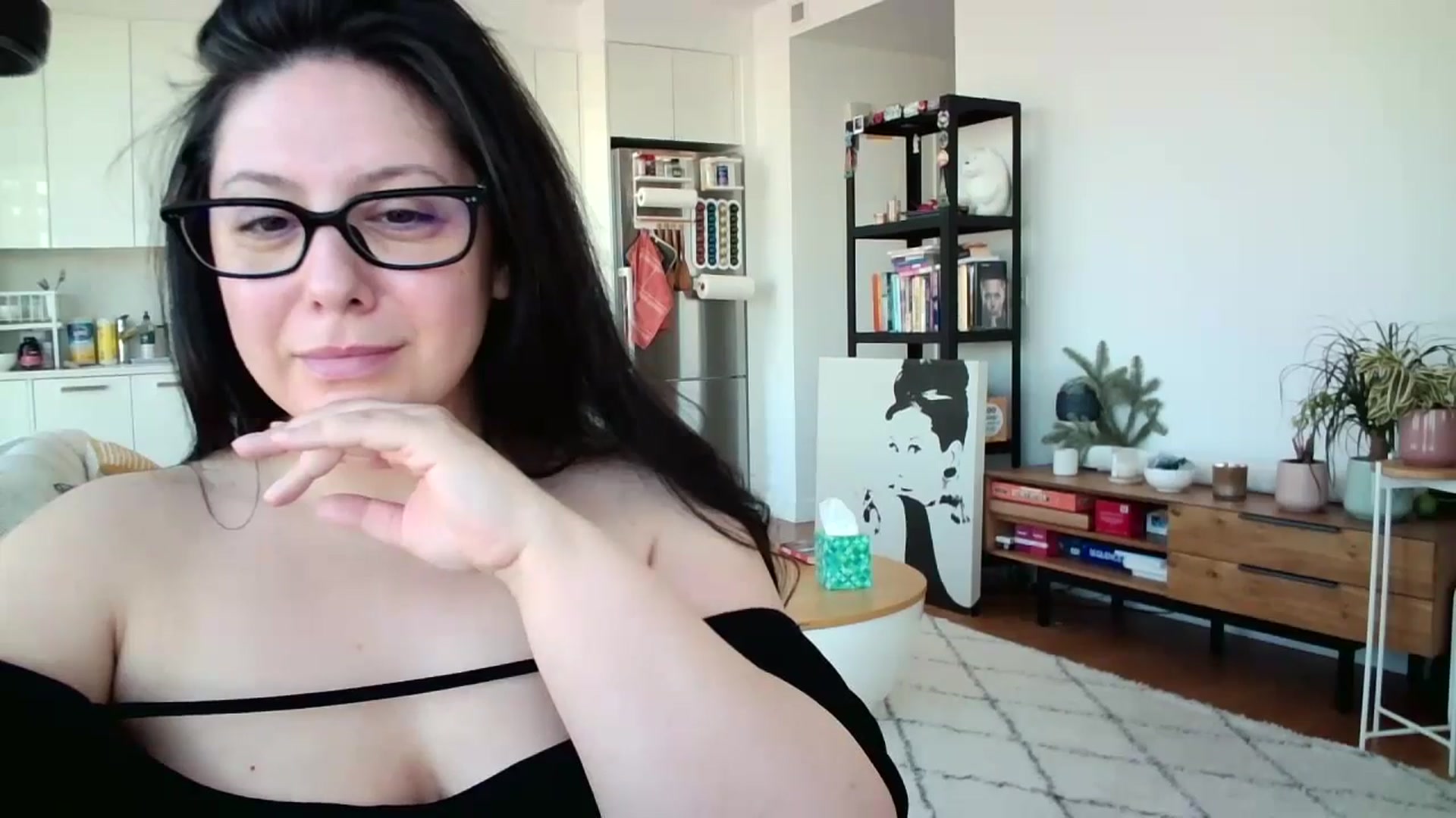 Gallery image thumbnail from SILKYWOMAN's myfreecams stream on, 01/22/2025, 15:11 image 19 of 20