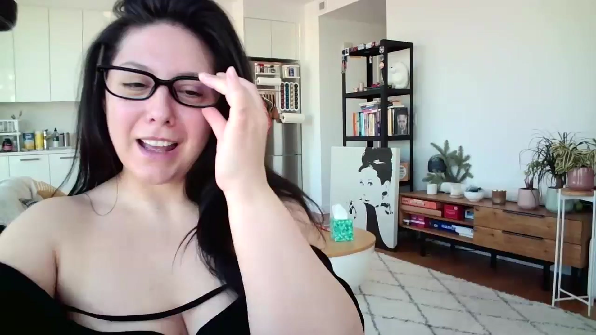 Gallery image thumbnail from SILKYWOMAN's myfreecams stream on, 01/22/2025, 15:45 image 1 of 20