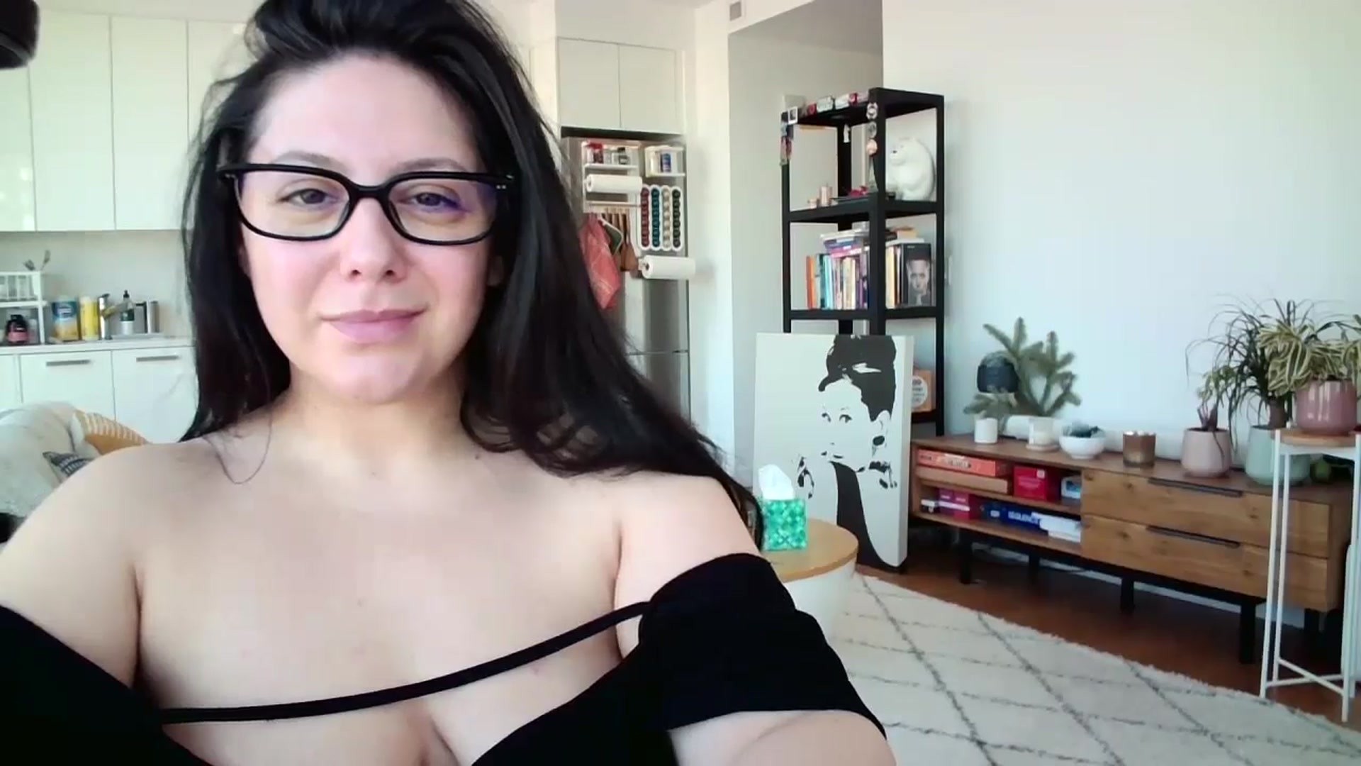 Gallery image thumbnail from SILKYWOMAN's myfreecams stream on, 01/22/2025, 15:45 image 3 of 20