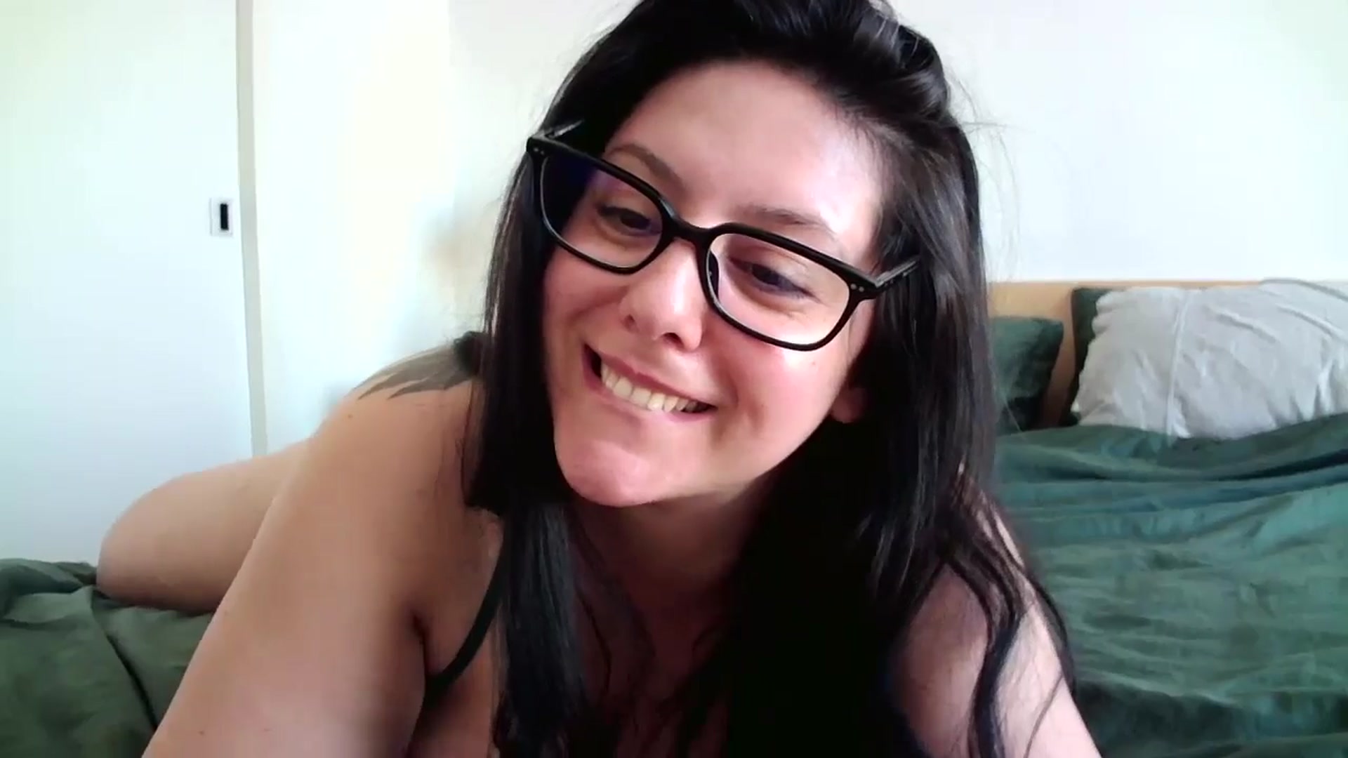 Gallery image thumbnail from SILKYWOMAN's myfreecams stream on, 01/22/2025, 16:54 image 13 of 20