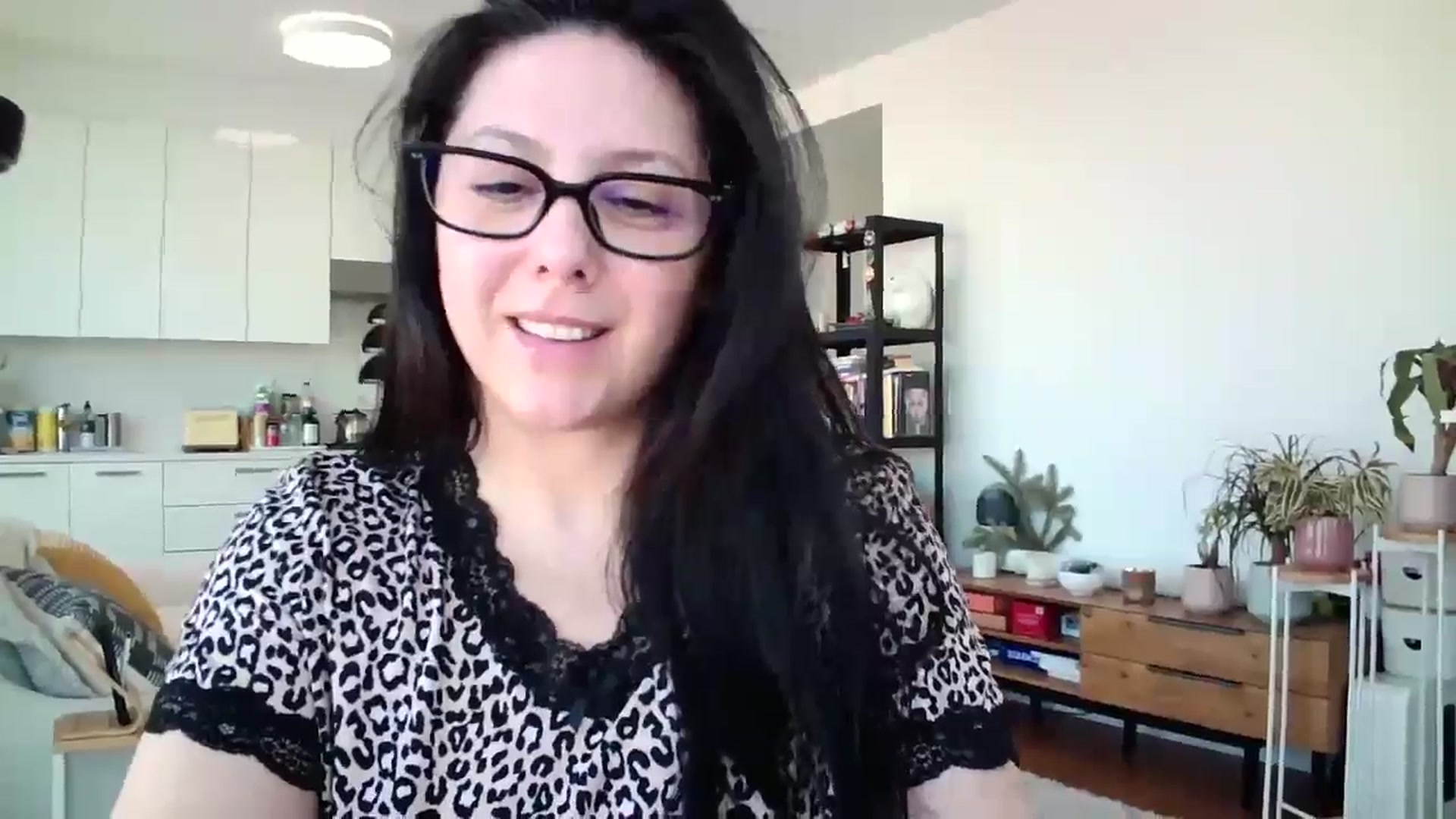 Gallery image thumbnail from SILKYWOMAN's myfreecams stream on, 01/22/2025, 19:01 image 6 of 20