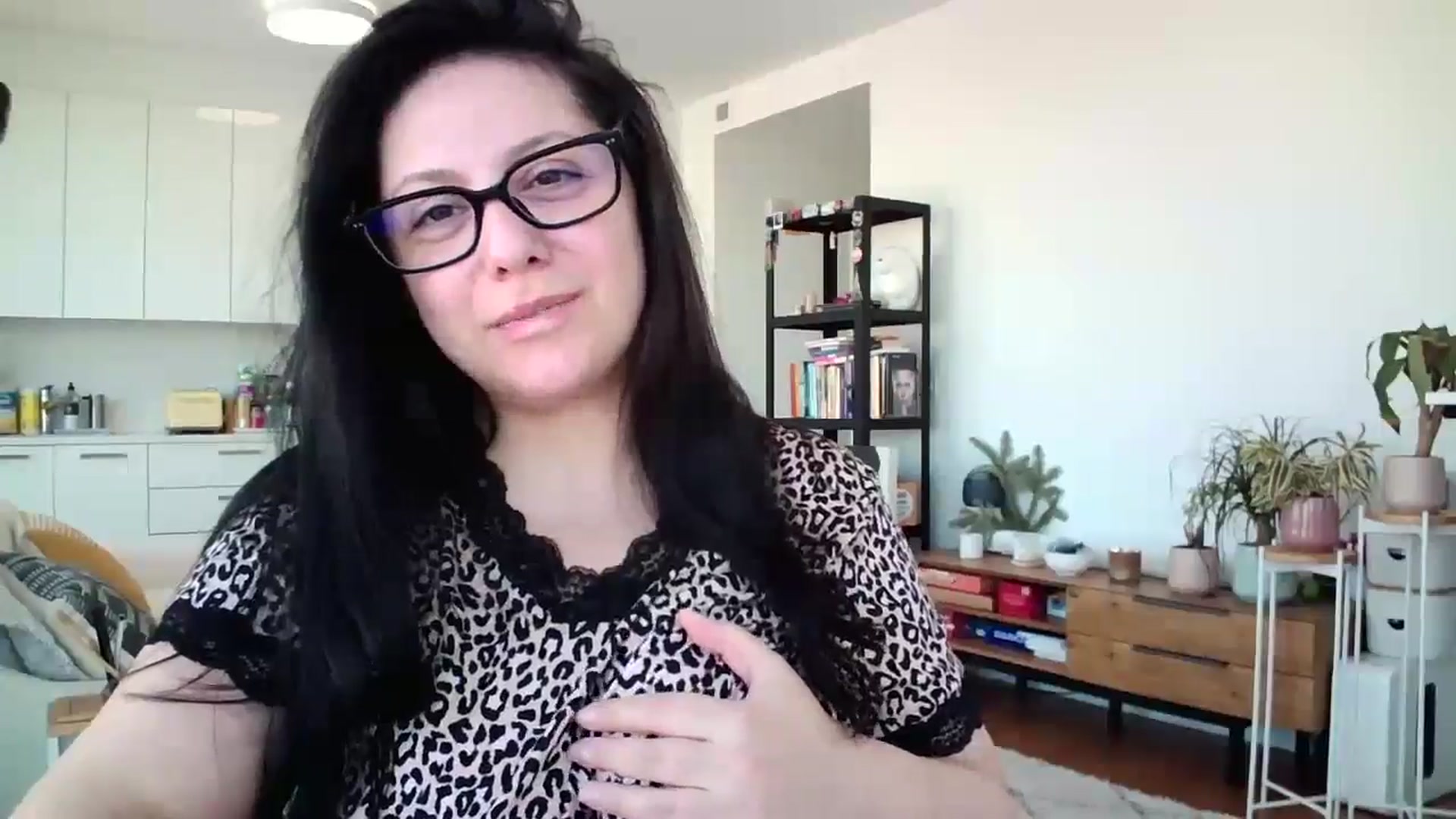 Gallery image thumbnail from SILKYWOMAN's myfreecams stream on, 01/22/2025, 19:01 image 14 of 20