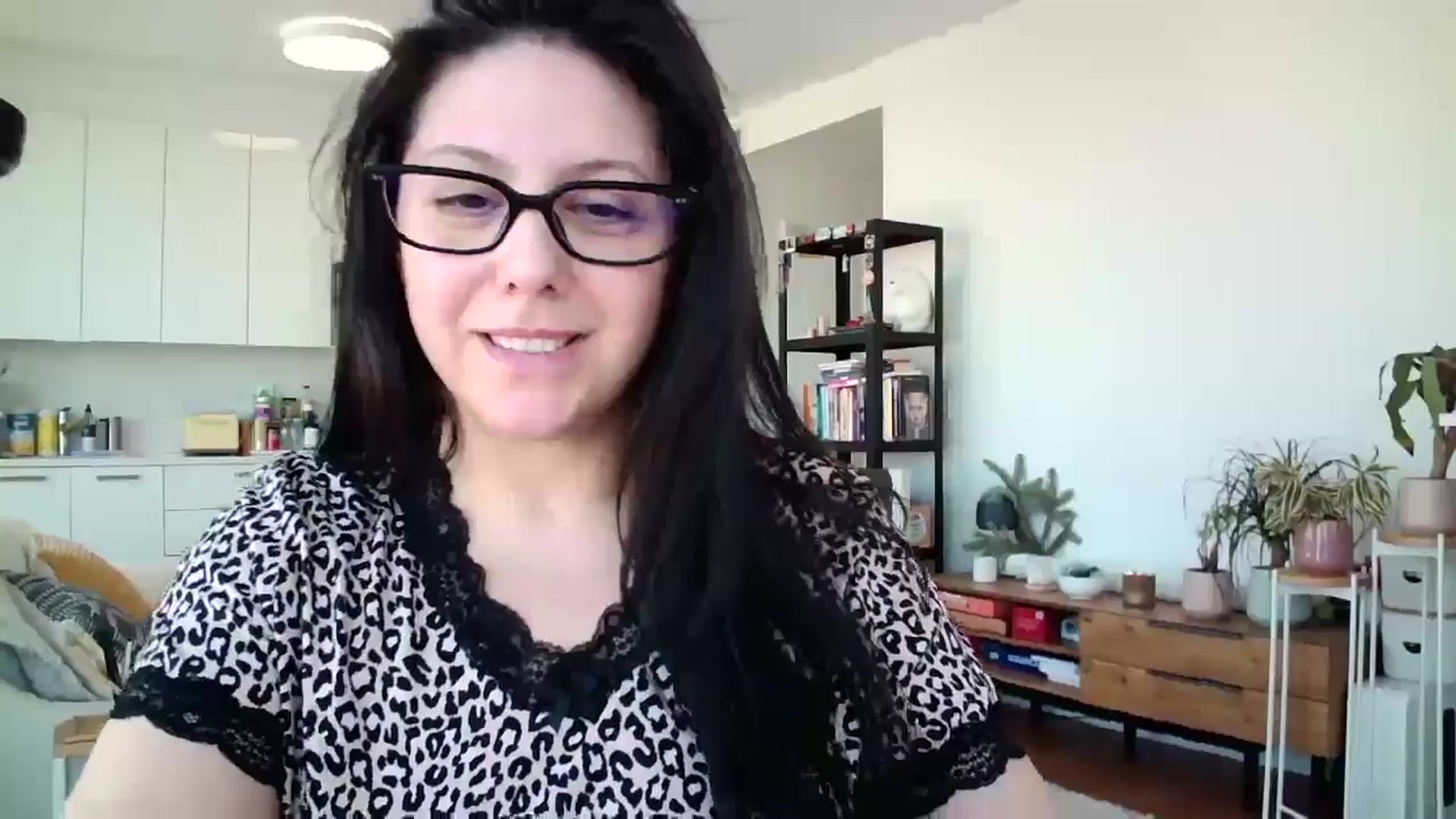 Gallery image thumbnail from SILKYWOMAN's myfreecams stream on, 01/22/2025, 19:01 image 8 of 20