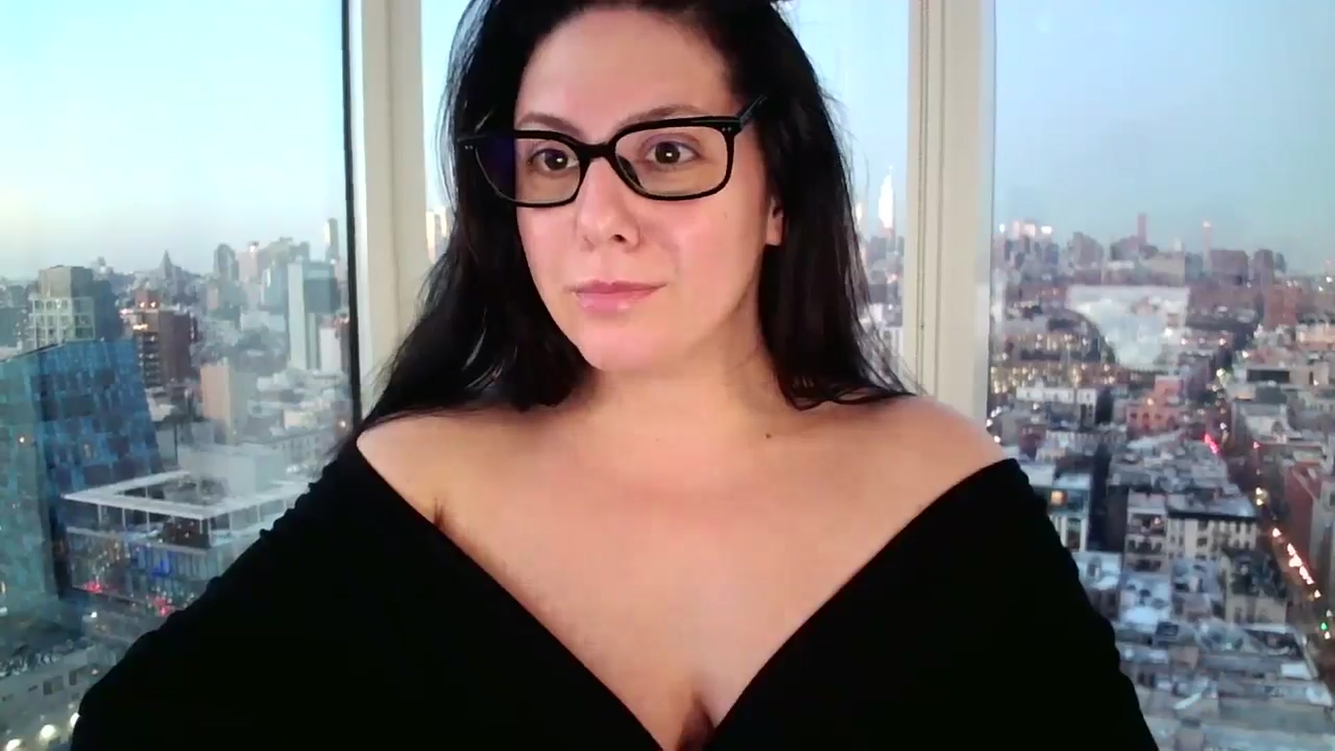 Gallery image thumbnail from SILKYWOMAN's myfreecams stream on, 01/23/2025, 23:28 image 4 of 20