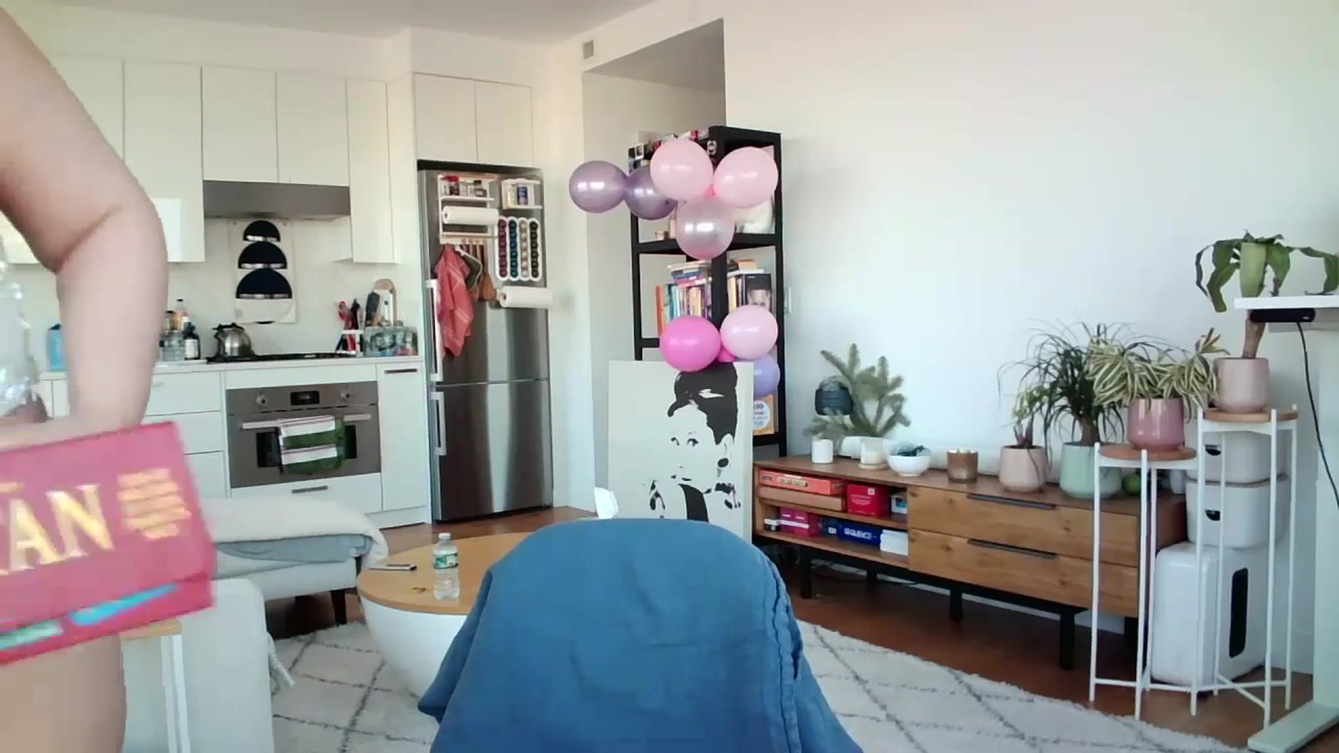 Gallery image thumbnail from SILKYWOMAN's myfreecams stream on, 01/24/2025, 14:11 image 3 of 20