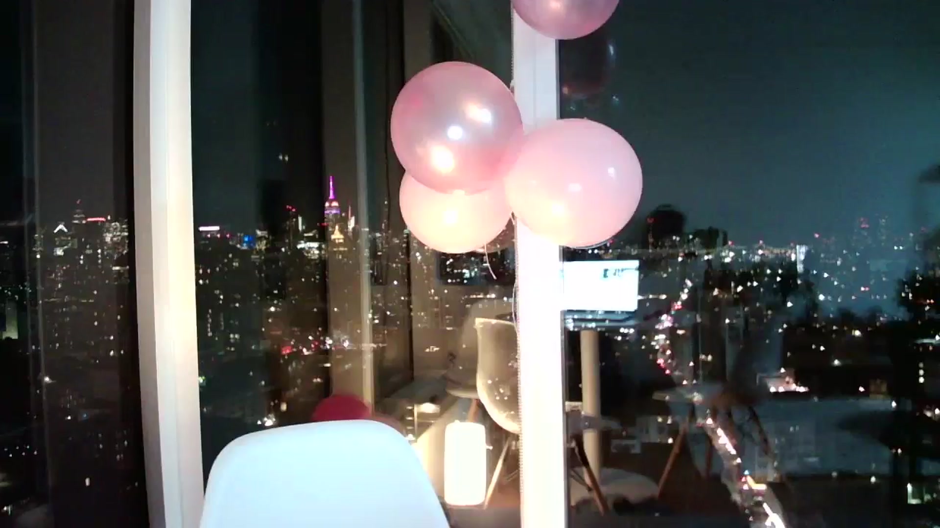 Gallery image thumbnail from SILKYWOMAN's myfreecams stream on, 01/25/2025, 04:01 image 20 of 20