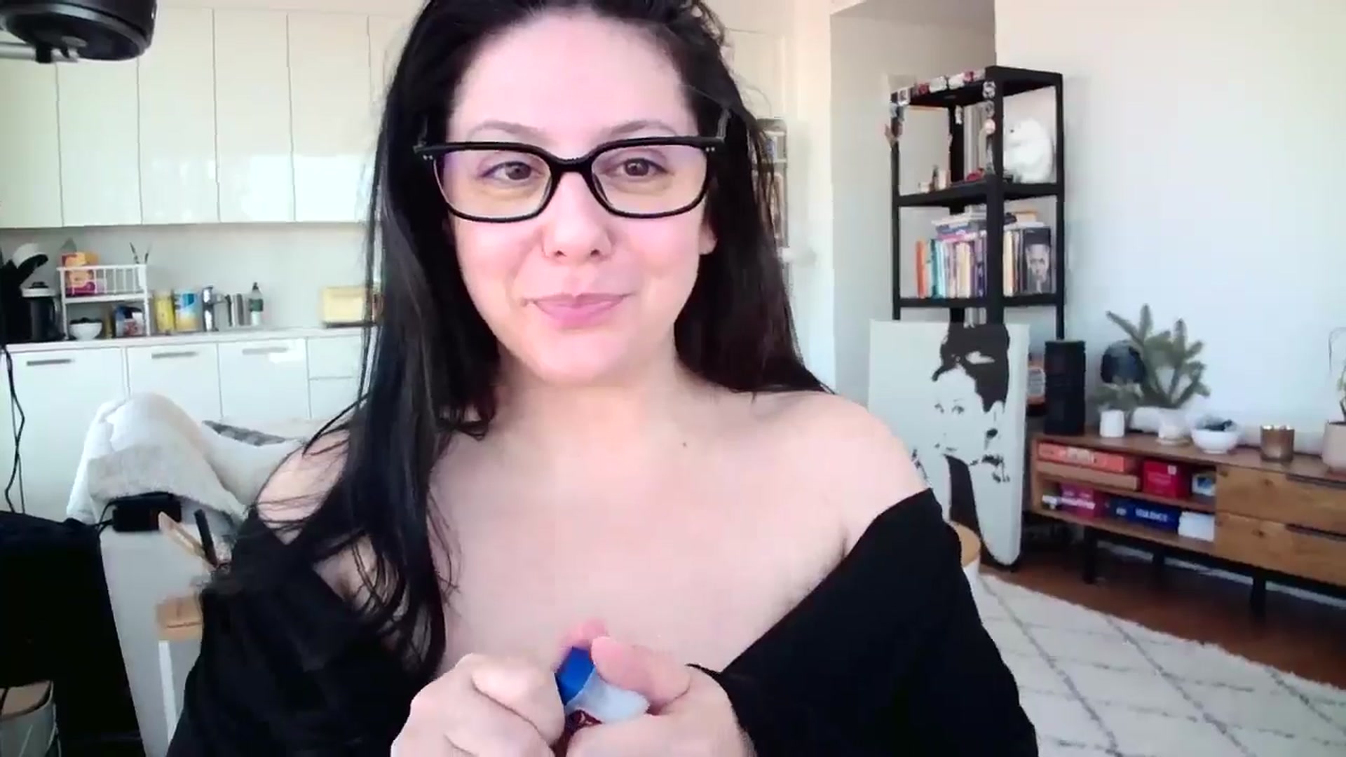 Gallery image thumbnail from SILKYWOMAN's myfreecams stream on, 01/30/2025, 16:31 image 11 of 20