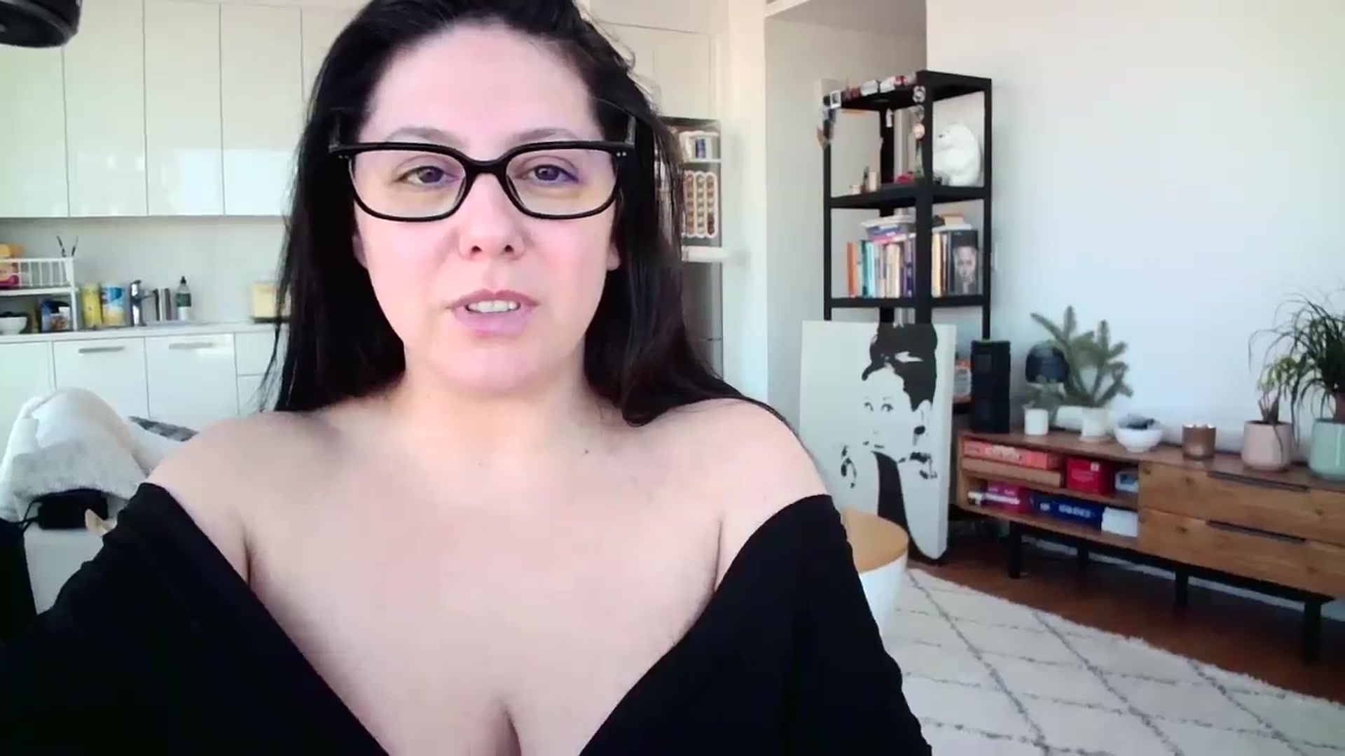 Gallery image thumbnail from SILKYWOMAN's myfreecams stream on, 01/30/2025, 16:31 image 12 of 20