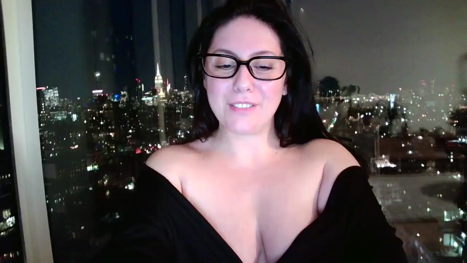 Gallery image thumbnail from SILKYWOMAN's myfreecams stream on, 01/30/2025, 22:57 image 14 of 20