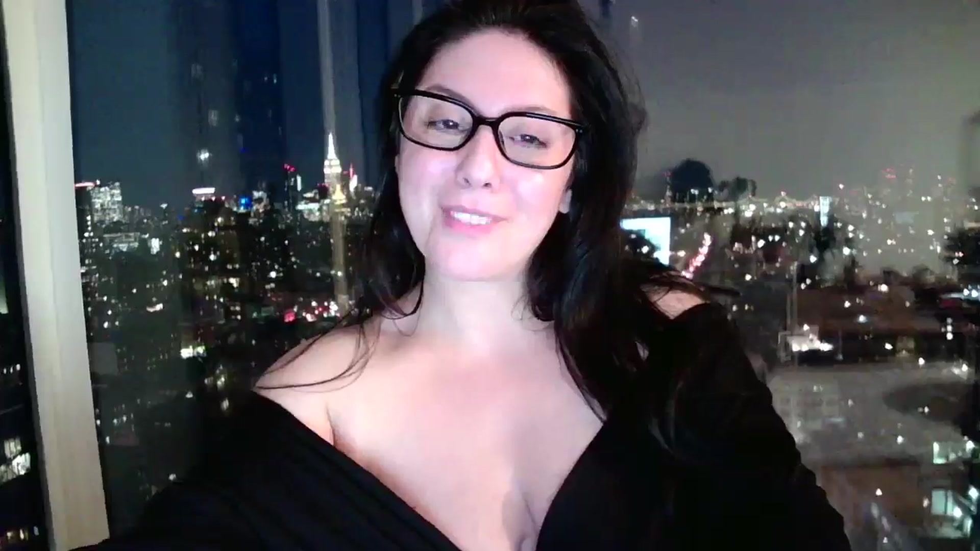 Gallery image thumbnail from SILKYWOMAN's myfreecams stream on, 01/30/2025, 22:57 image 10 of 20