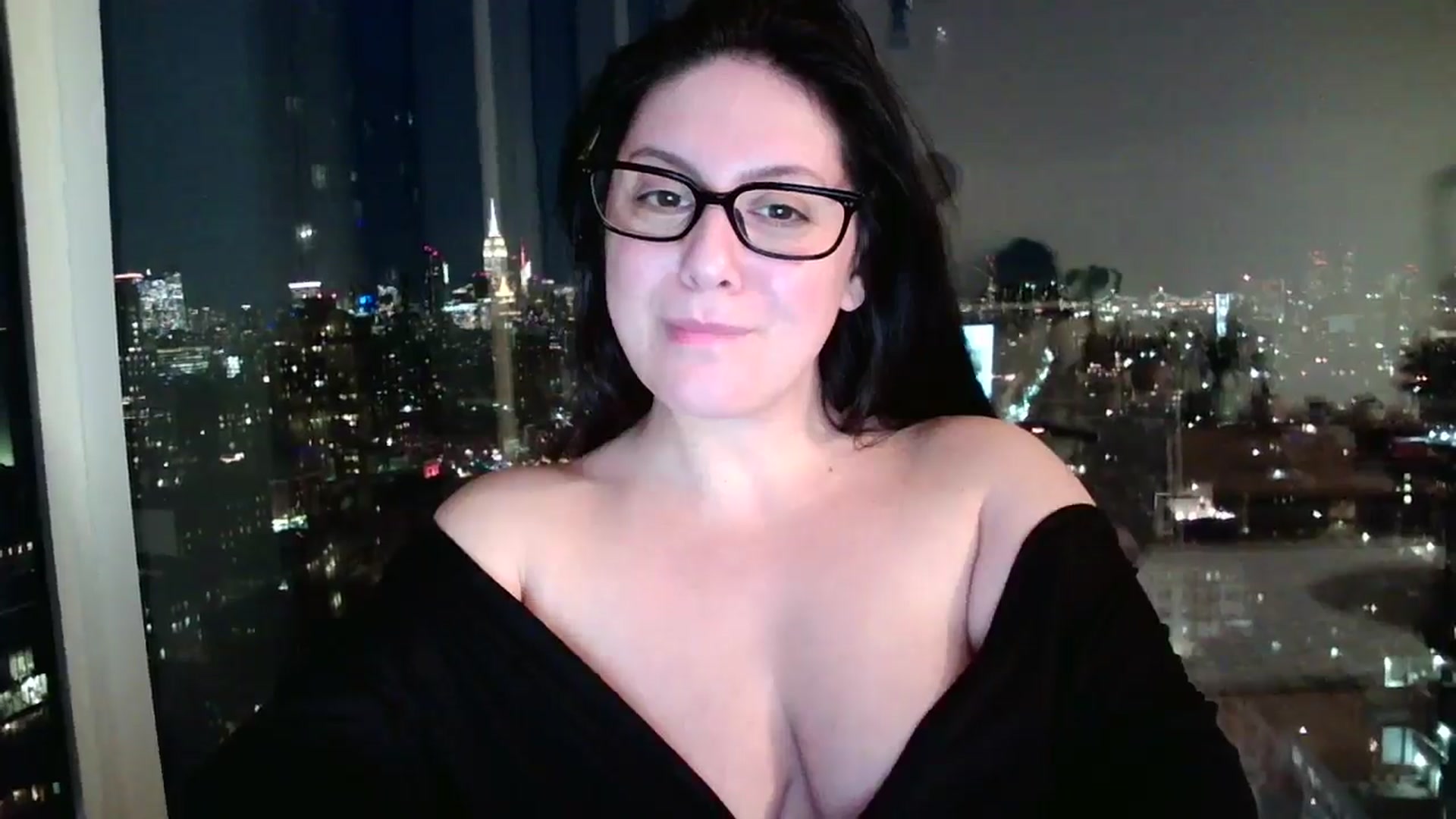 Gallery image thumbnail from SILKYWOMAN's myfreecams stream on, 01/30/2025, 22:57 image 12 of 20