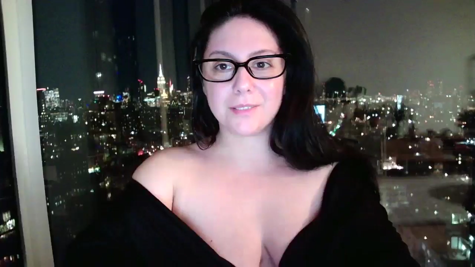 Gallery image thumbnail from SILKYWOMAN's myfreecams stream on, 01/30/2025, 22:57 image 17 of 20