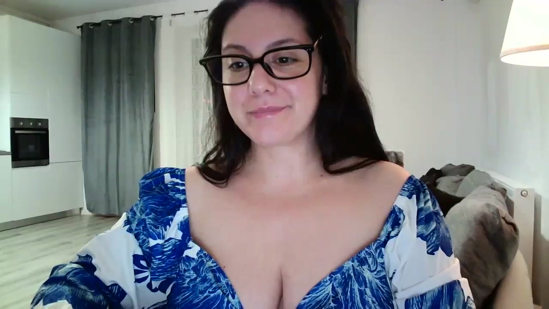 Gallery image thumbnail from SILKYWOMAN's myfreecams stream on, 05/01/2025, 21:09 image 1 of 20