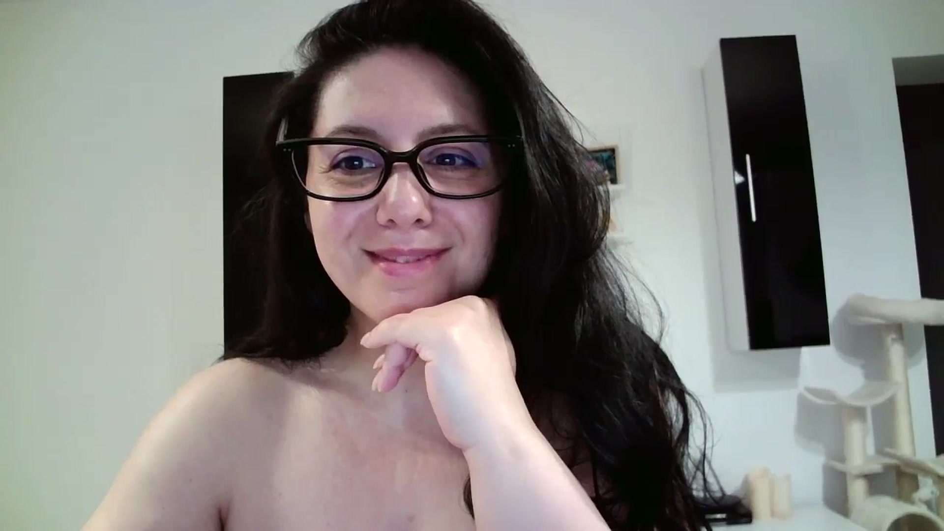 Gallery image thumbnail from SILKYWOMAN's myfreecams stream on, 05/07/2025, 17:13 image 6 of 20