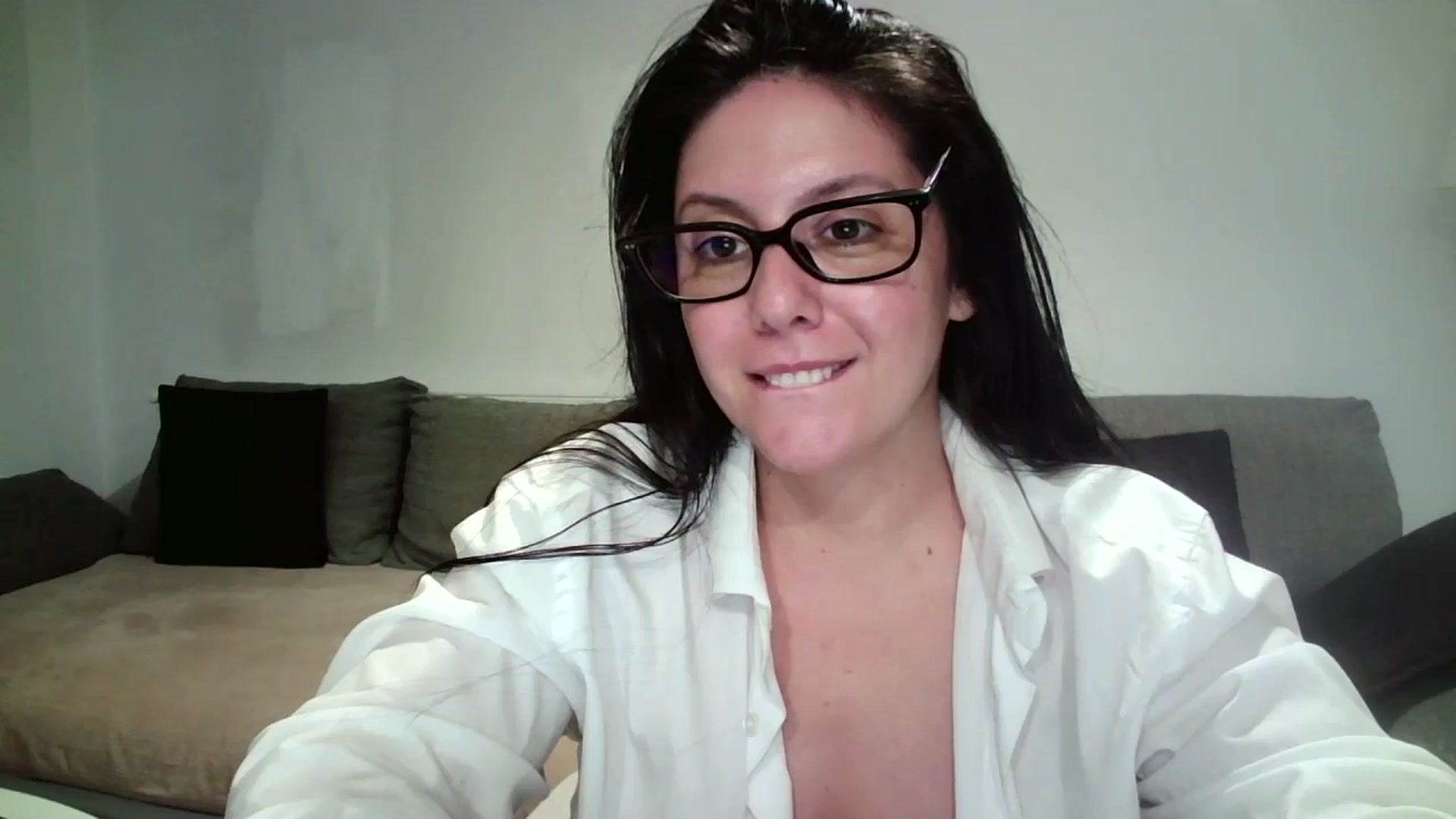Gallery image thumbnail from SILKYWOMAN's myfreecams stream on, 06/04/2025, 01:17 image 20 of 20