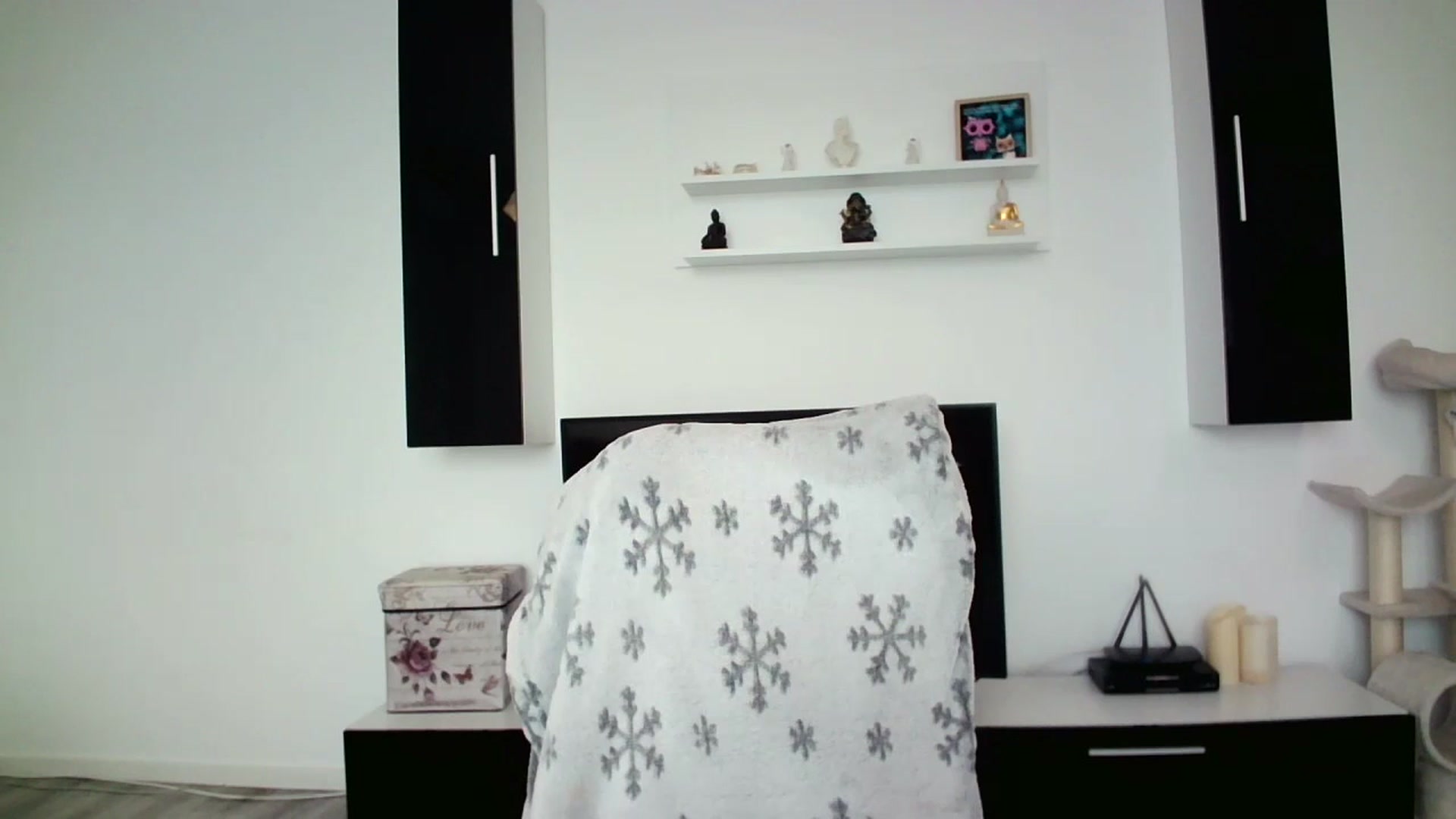 Gallery image thumbnail from SILKYWOMAN's myfreecams stream on, 06/06/2025, 12:50 image 2 of 20