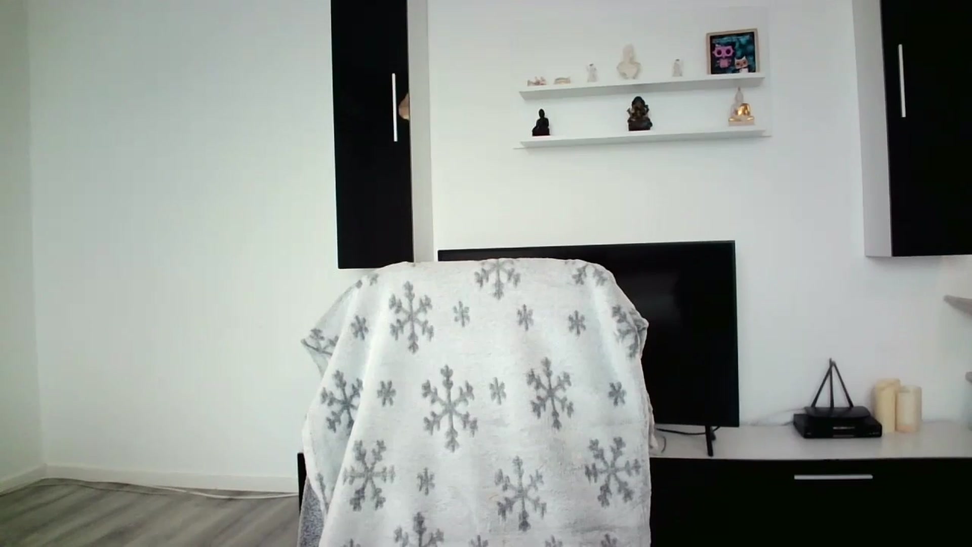 Gallery image thumbnail from SILKYWOMAN's myfreecams stream on, 06/06/2025, 13:18 image 2 of 20