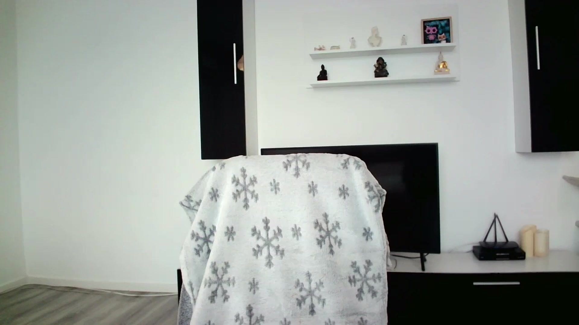 Gallery image thumbnail from SILKYWOMAN's myfreecams stream on, 06/06/2025, 13:18 image 4 of 20