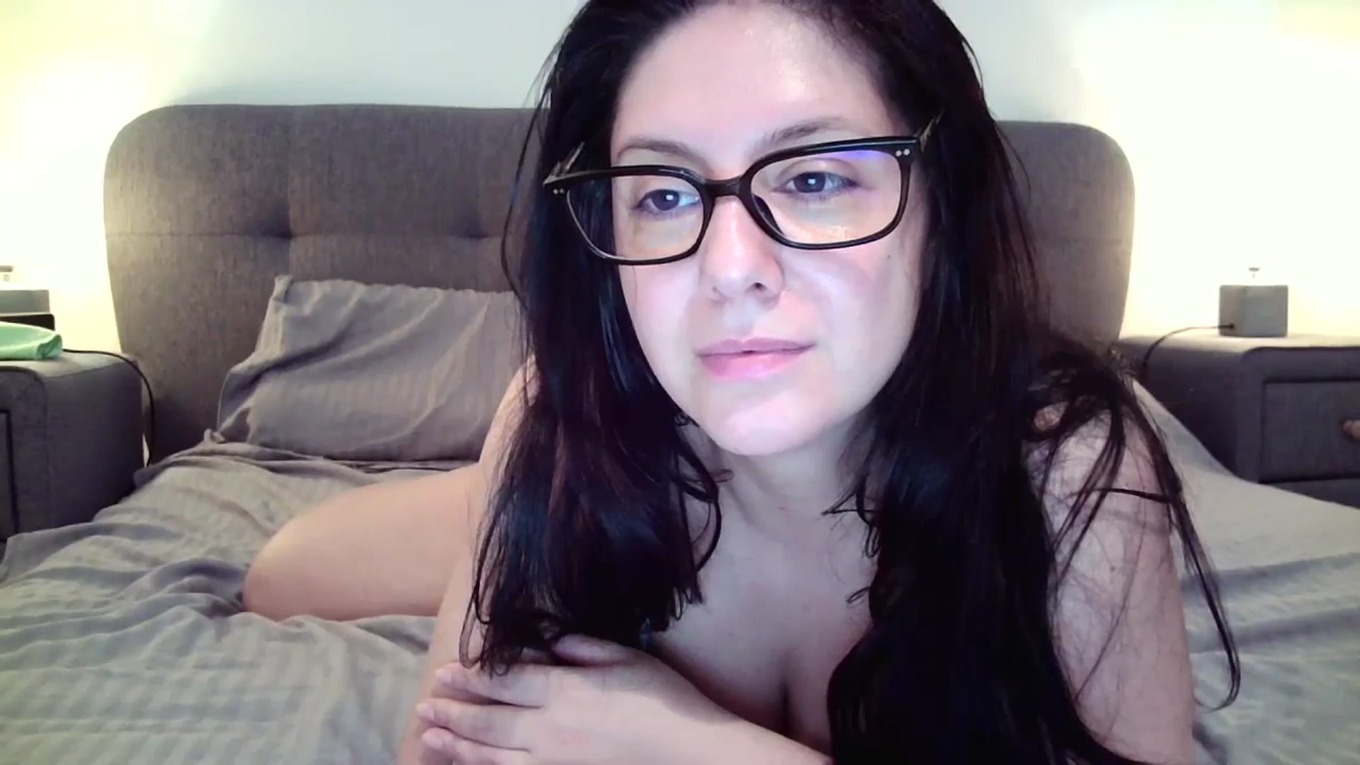 Gallery image thumbnail from SILKYWOMAN's myfreecams stream on, 06/16/2025, 11:12 image 8 of 20
