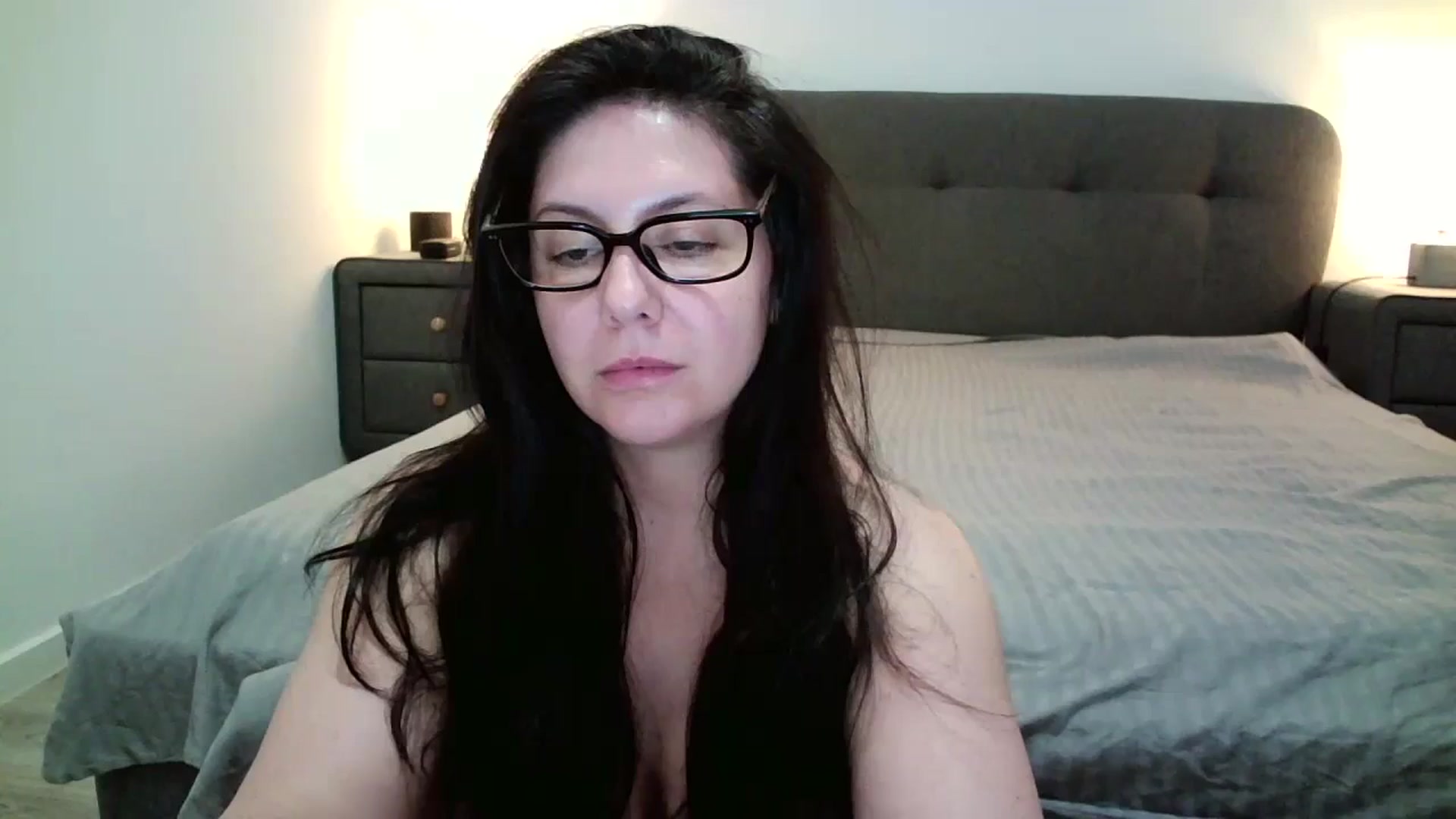 Gallery image thumbnail from SILKYWOMAN's myfreecams stream on, 06/20/2025, 17:04 image 14 of 20