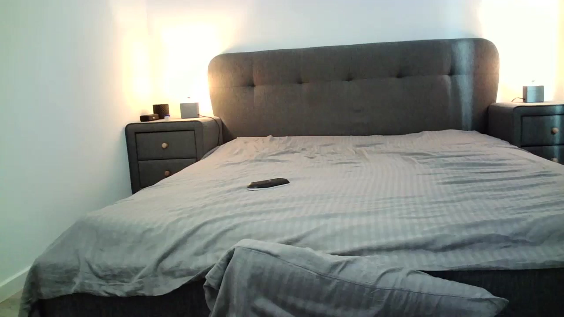 Gallery image thumbnail from SILKYWOMAN's myfreecams stream on, 06/25/2025, 16:00 image 9 of 20