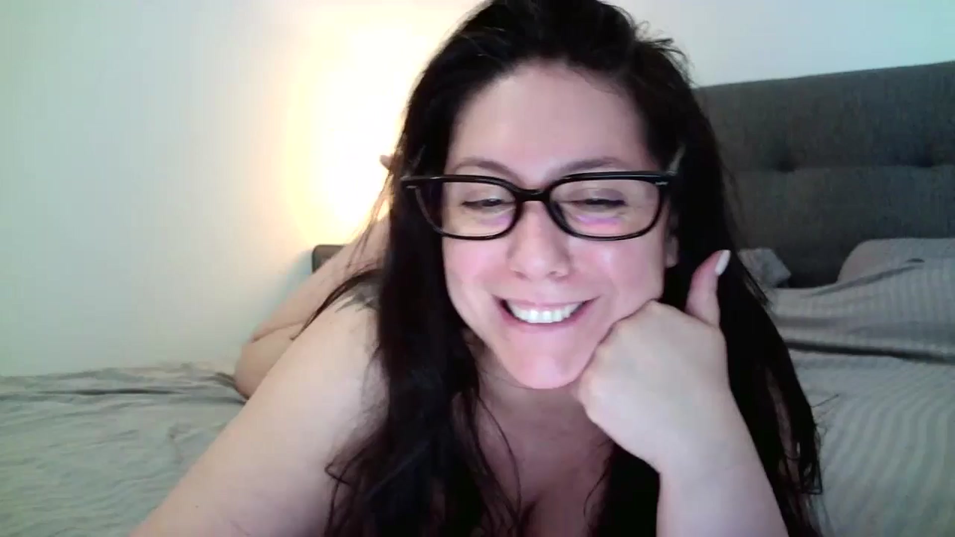Gallery image thumbnail from SILKYWOMAN's myfreecams stream on, 06/27/2025, 14:10 image 16 of 20
