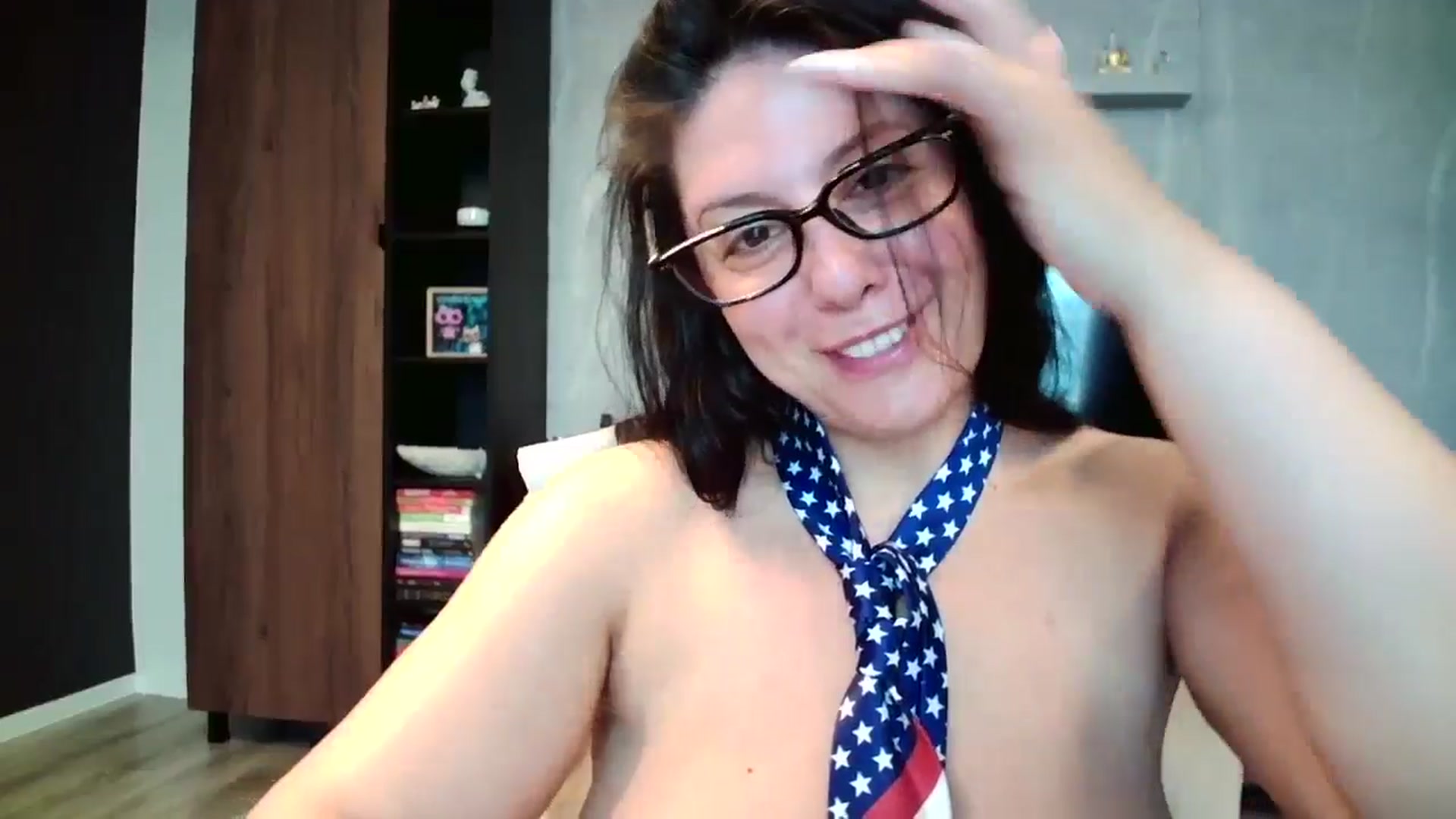 Gallery image thumbnail from SILKYWOMAN's myfreecams stream on, 07/04/2025, 10:18 image 12 of 20