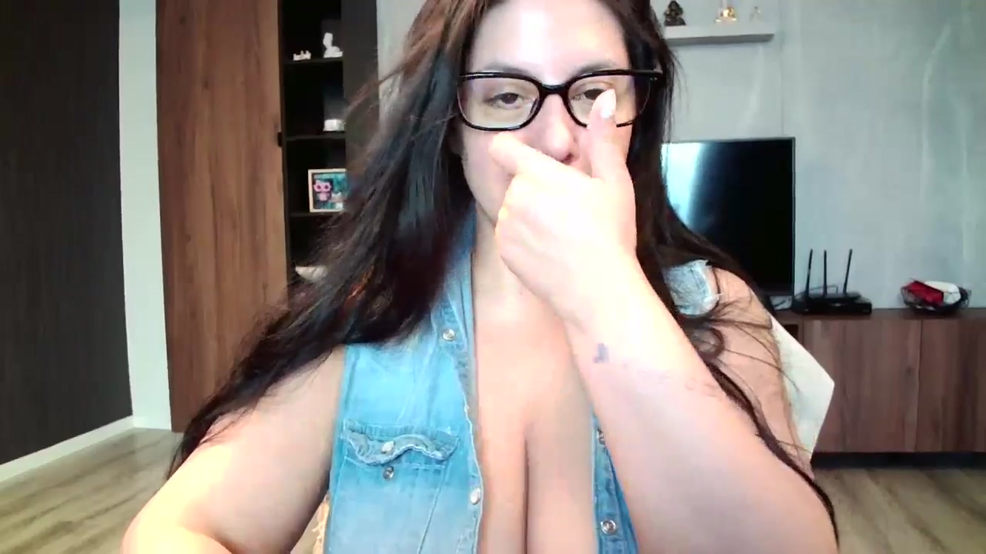 Gallery image thumbnail from SILKYWOMAN's myfreecams stream on, 07/07/2025, 12:55 image 17 of 20