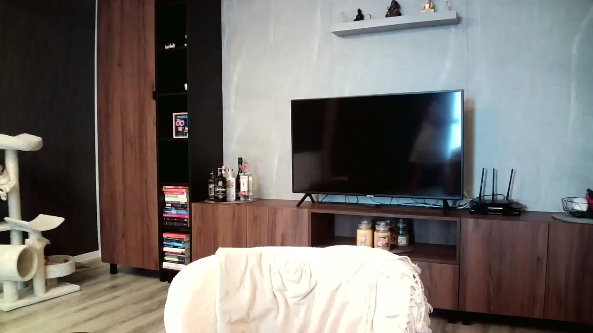Gallery image thumbnail from SILKYWOMAN's myfreecams stream on, 07/11/2025, 13:05 image 1 of 20
