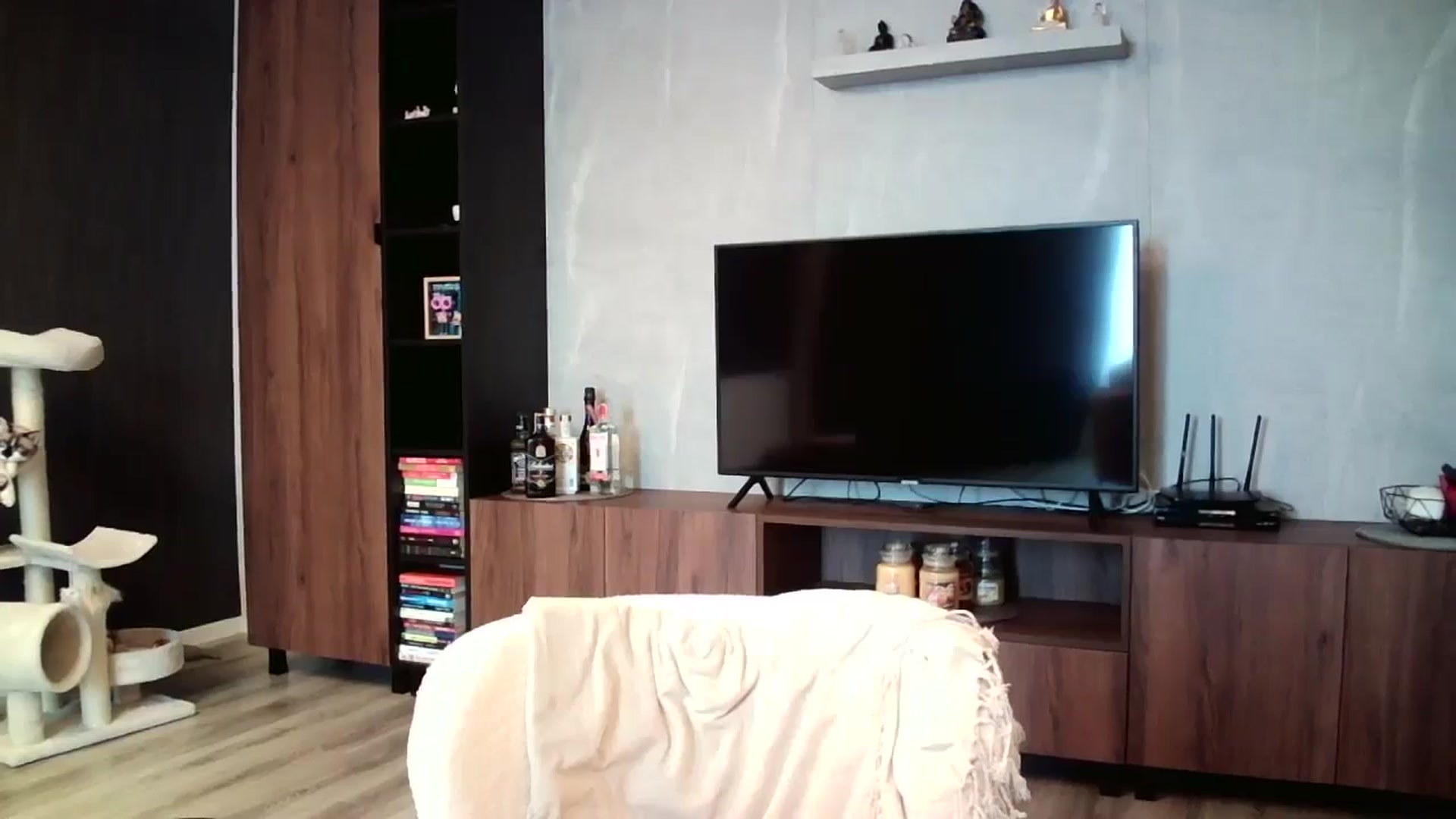 Gallery image thumbnail from SILKYWOMAN's myfreecams stream on, 07/11/2025, 13:05 image 3 of 20