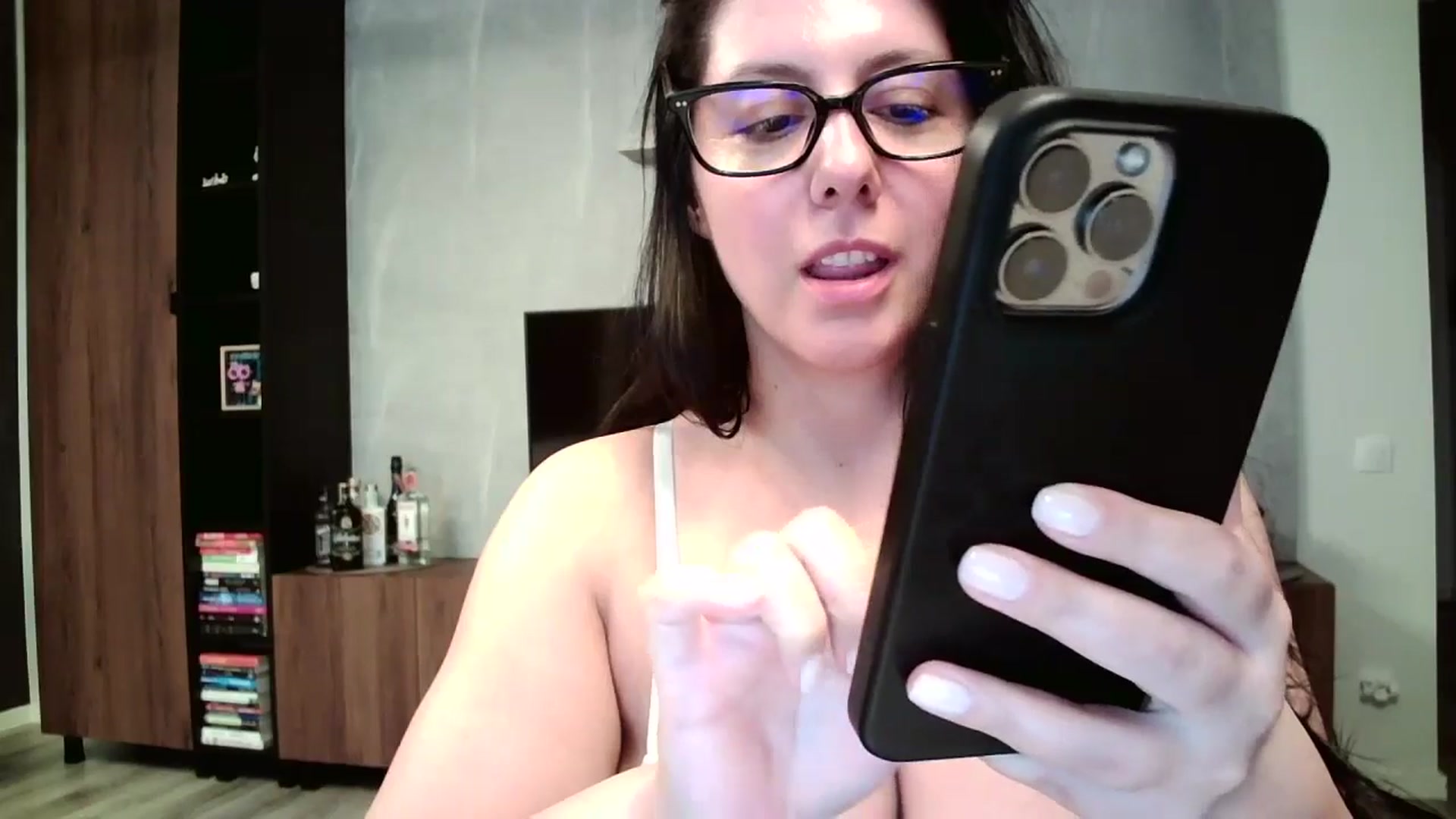 Gallery image thumbnail from SILKYWOMAN's myfreecams stream on, 07/11/2025, 18:17 image 8 of 20