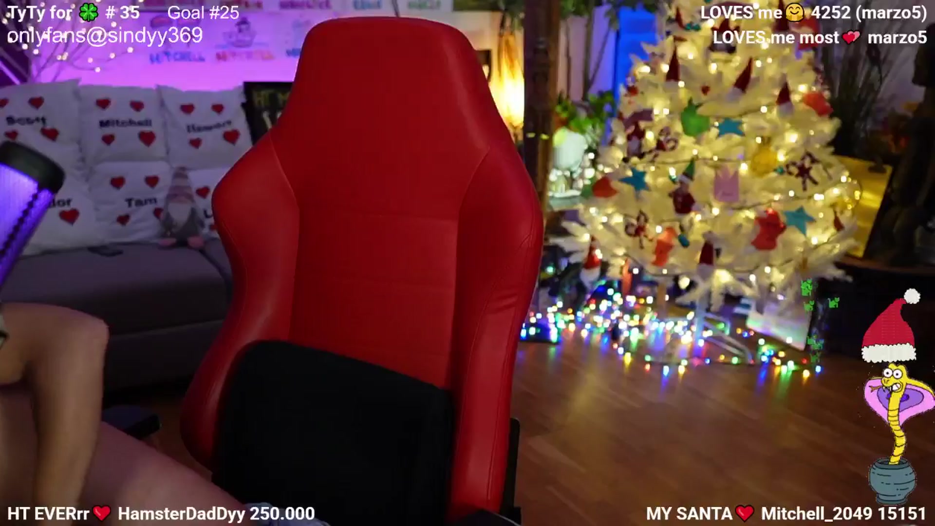 Gallery image thumbnail from SINdyy's myfreecams stream on, 12/12/2025, 24:06 image 7 of 20