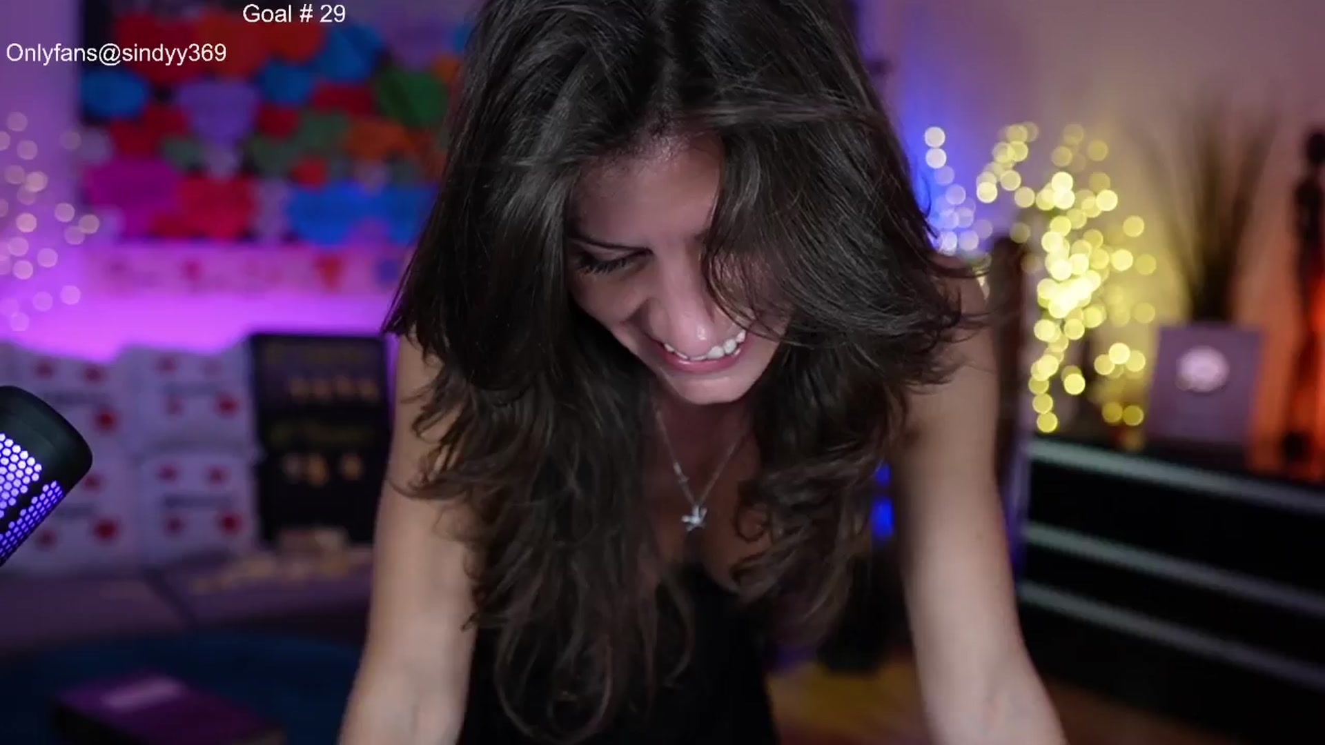 Gallery image thumbnail from SINdyy's myfreecams stream on, 02/14/2026, 01:07 image 11 of 20