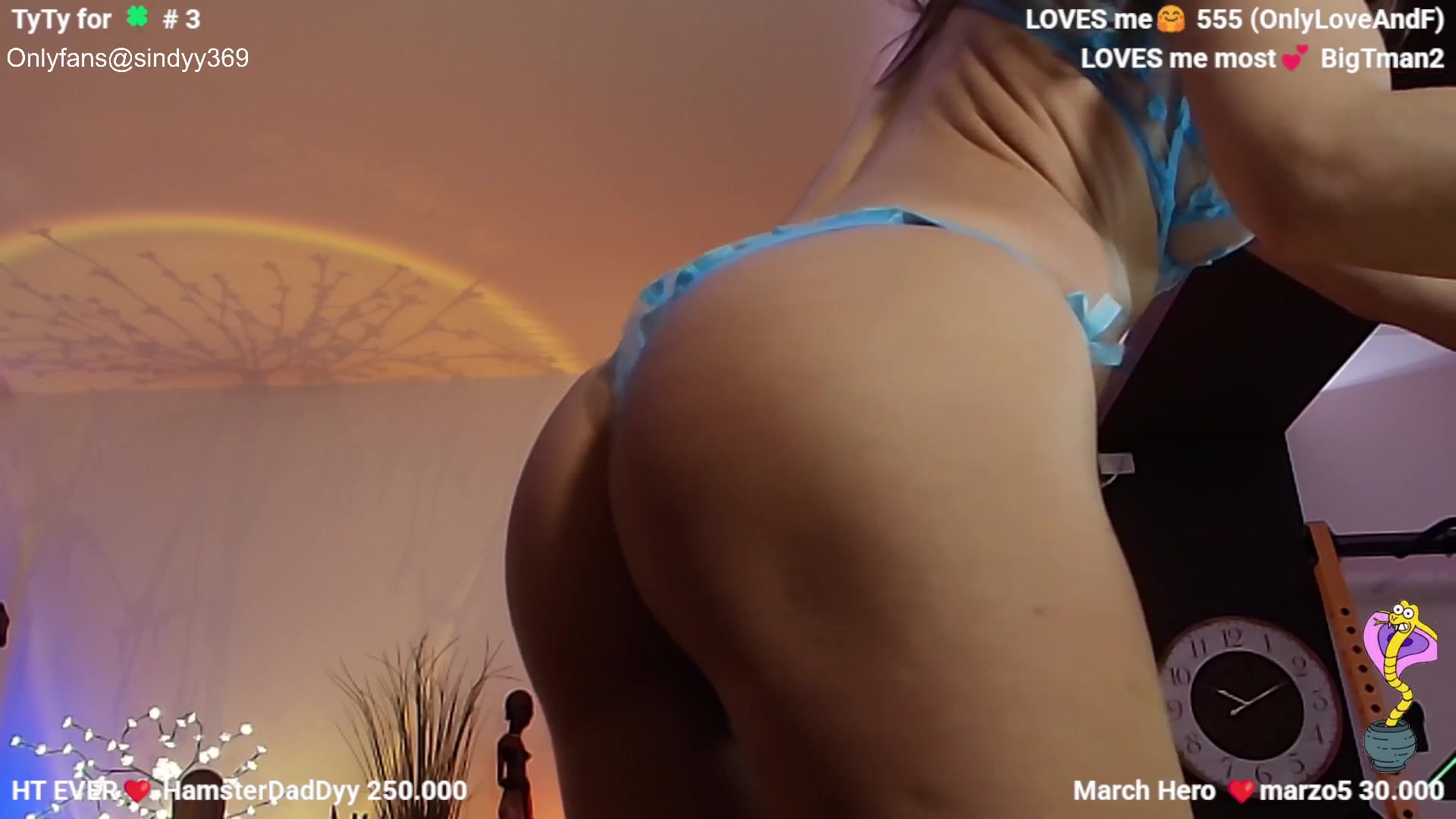 Gallery image thumbnail from SINdyy's myfreecams stream on, 03/31/2026, 19:36 image 8 of 20